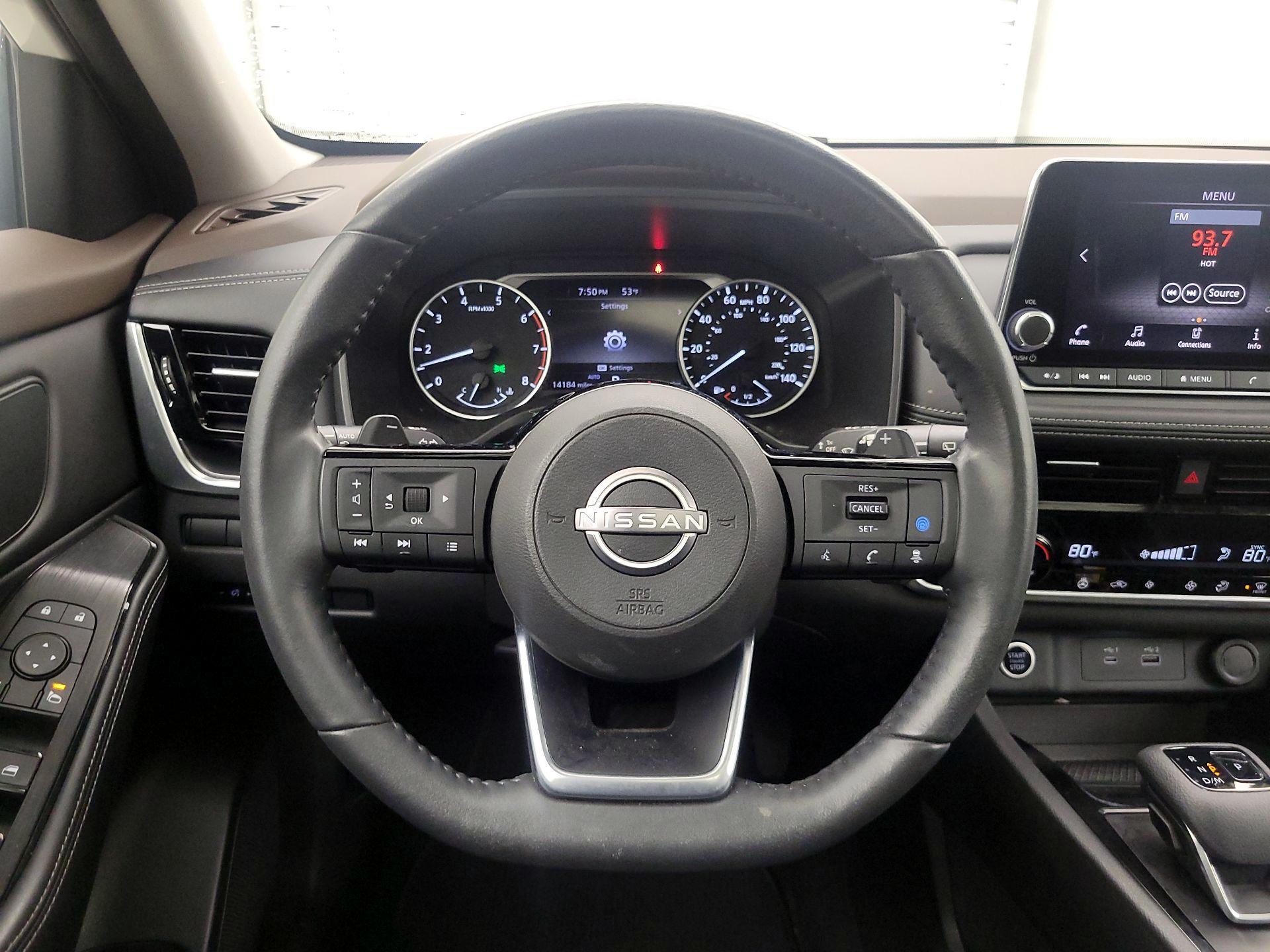 Thumbnail: 2022 Nissan Rogue - 10