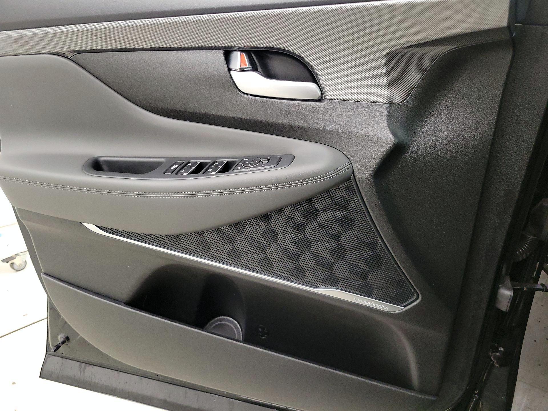 Thumbnail: 2022 Hyundai Santa Fe - 12