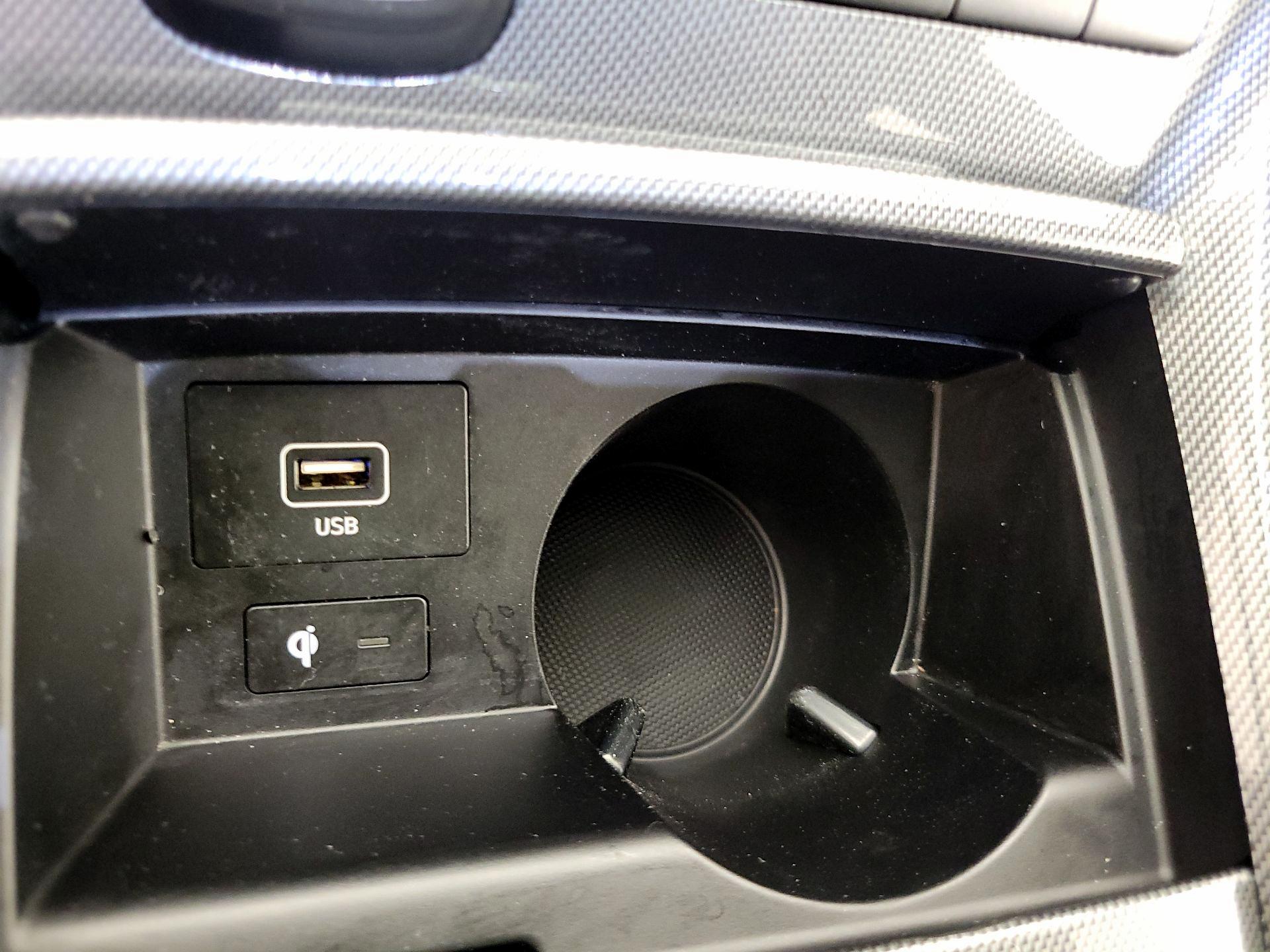 Thumbnail: 2022 Hyundai Santa Fe - 19