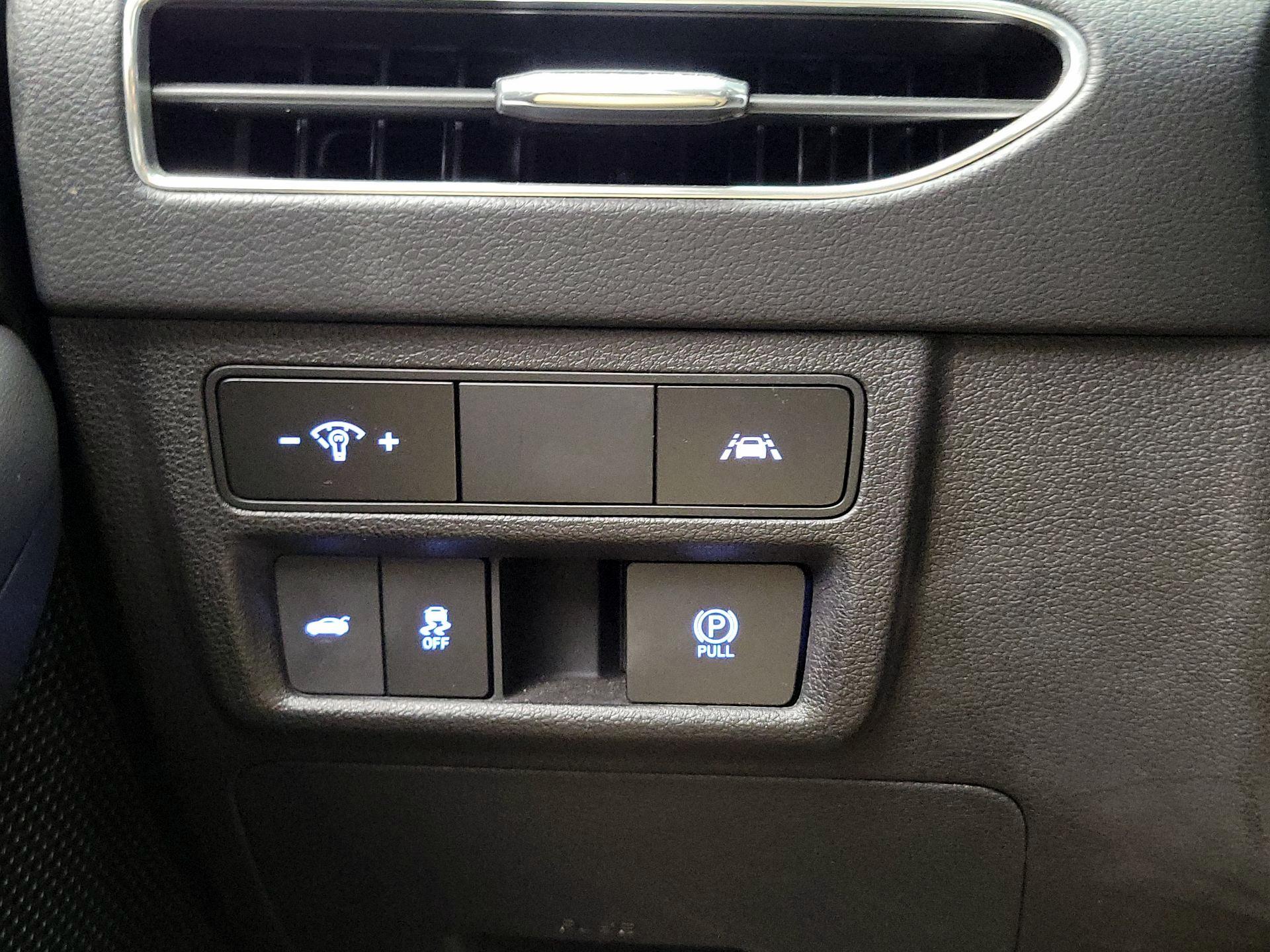 Thumbnail: 2022 Hyundai Sonata - 13