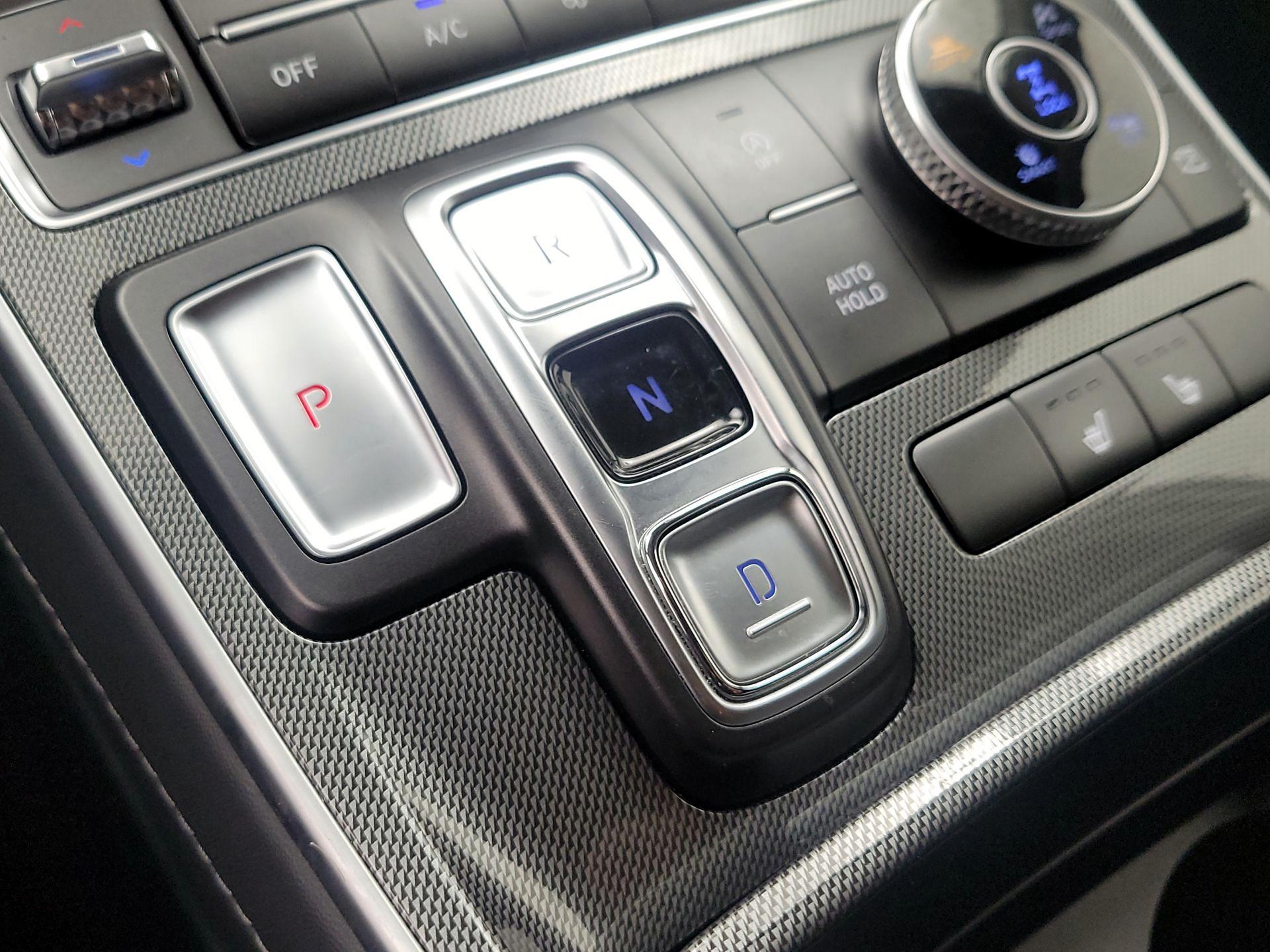 Thumbnail: 2023 Hyundai Santa Fe - 18