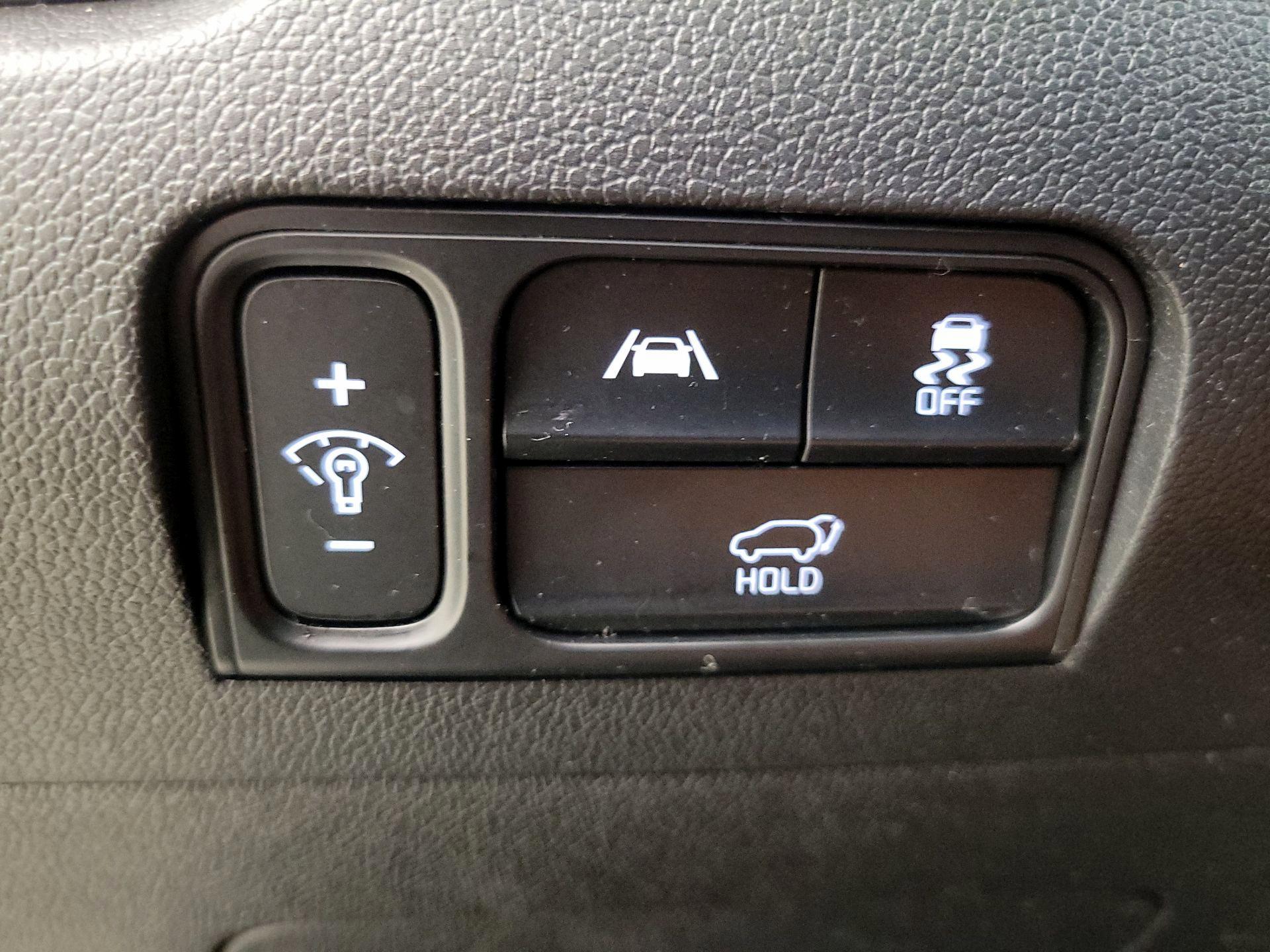 Thumbnail: 2022 Kia Sorento - 13