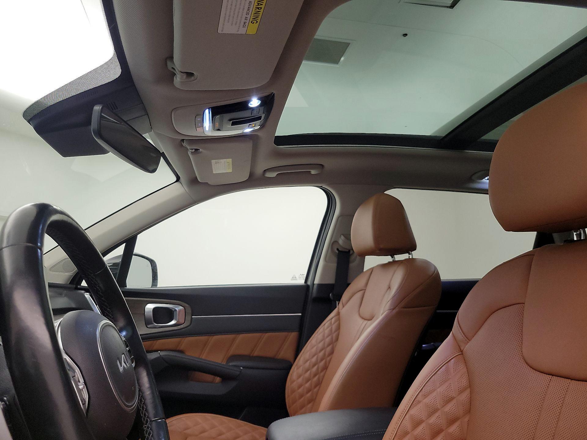 Thumbnail: 2022 Kia Sorento - 19