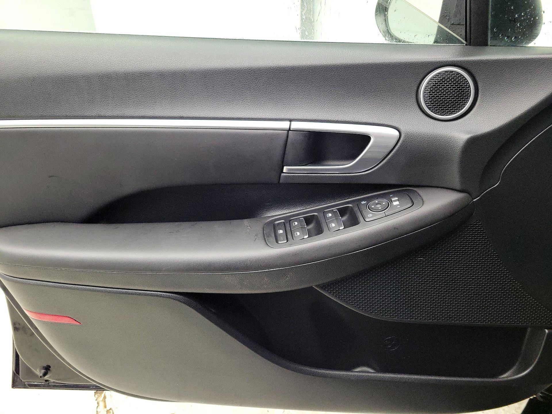 Thumbnail: 2022 Hyundai Sonata - 12