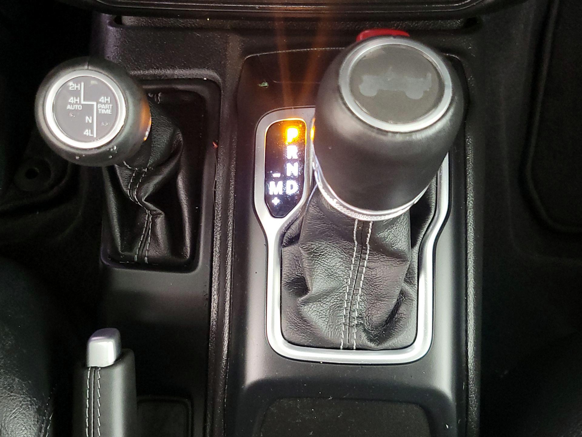 Thumbnail: 2024 Jeep Wrangler - 18