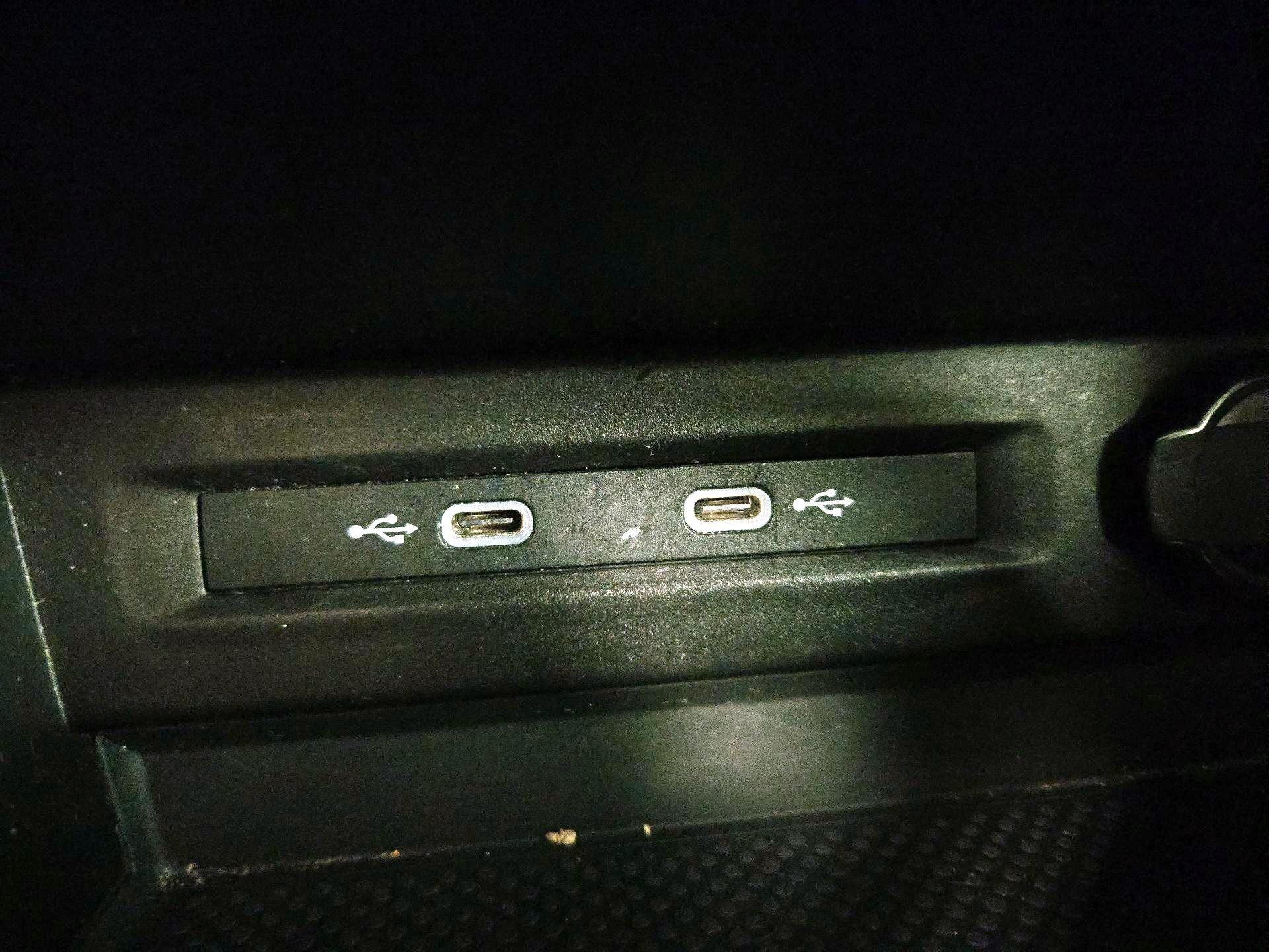 Thumbnail: 2022 Volkswagen Taos - 18