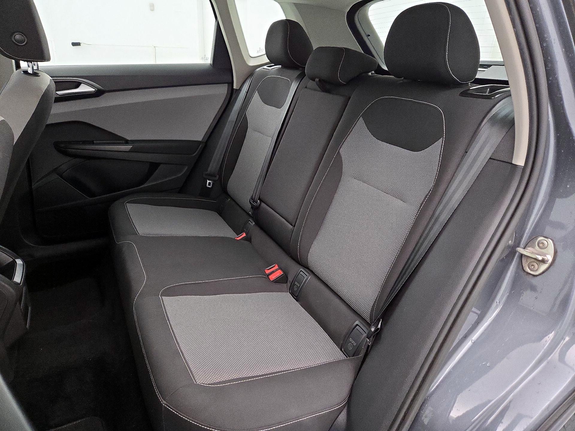 Thumbnail: 2022 Volkswagen Taos - 19