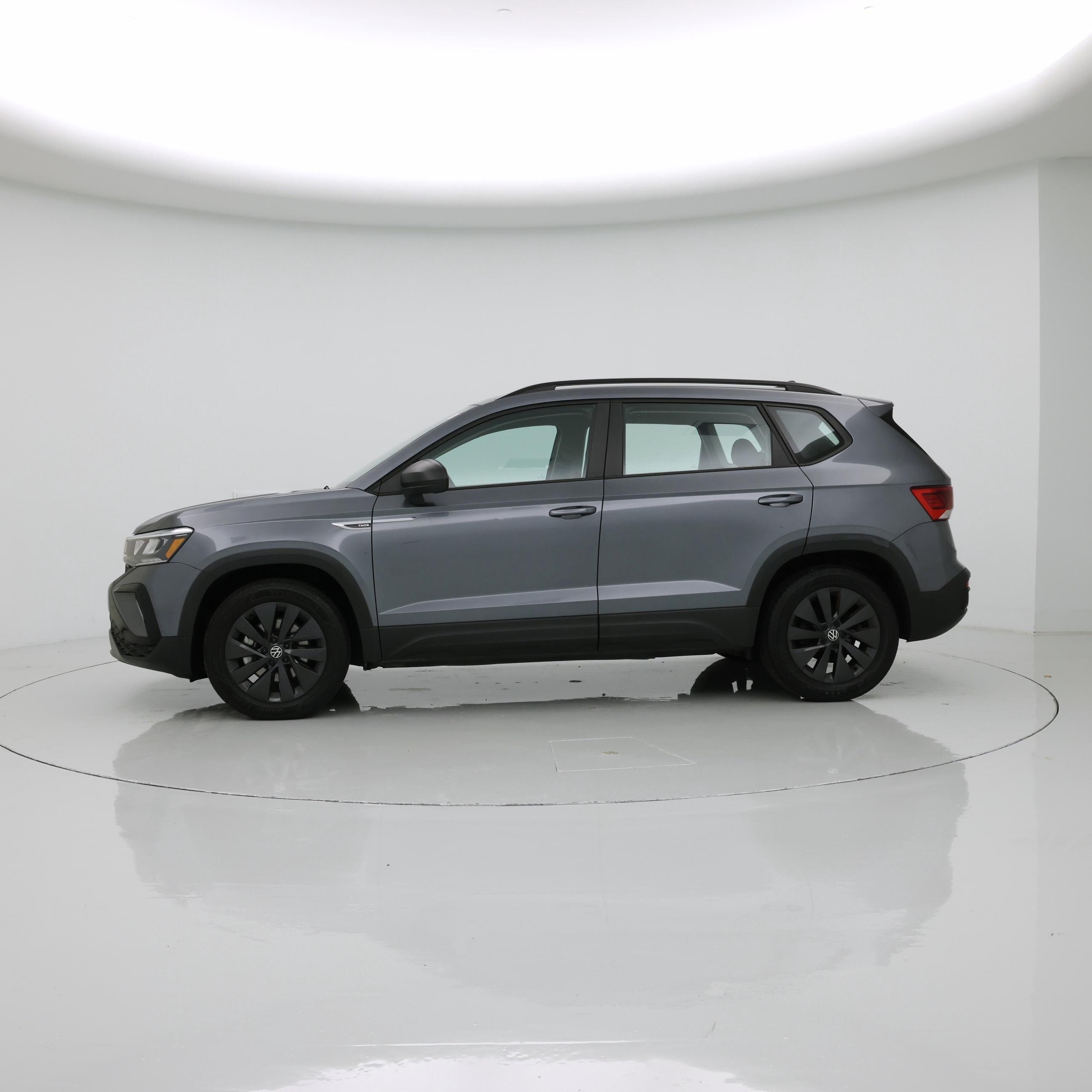 Thumbnail: 2022 Volkswagen Taos - 3