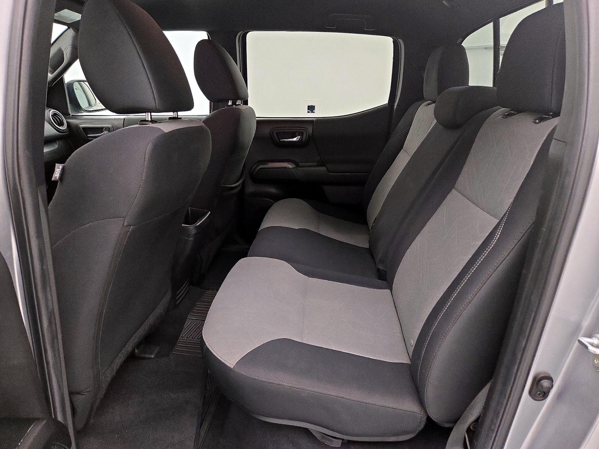 Thumbnail: 2022 Toyota Tacoma - 19