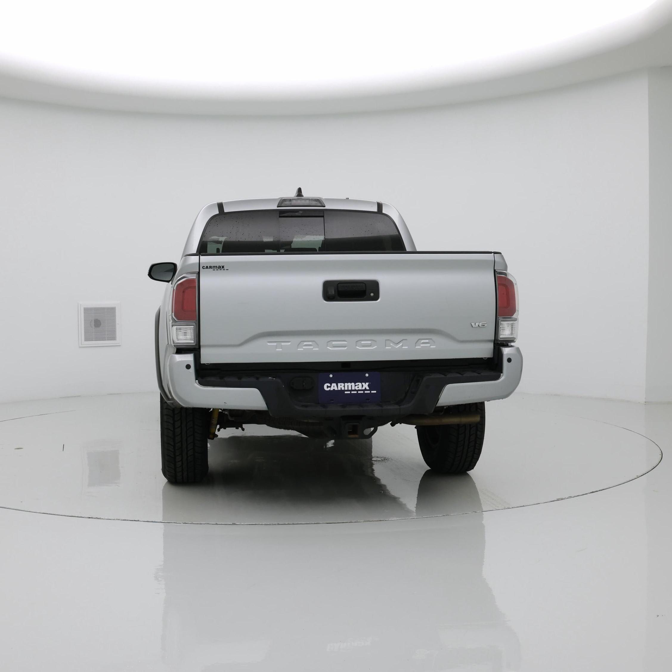 Thumbnail: 2022 Toyota Tacoma - 6