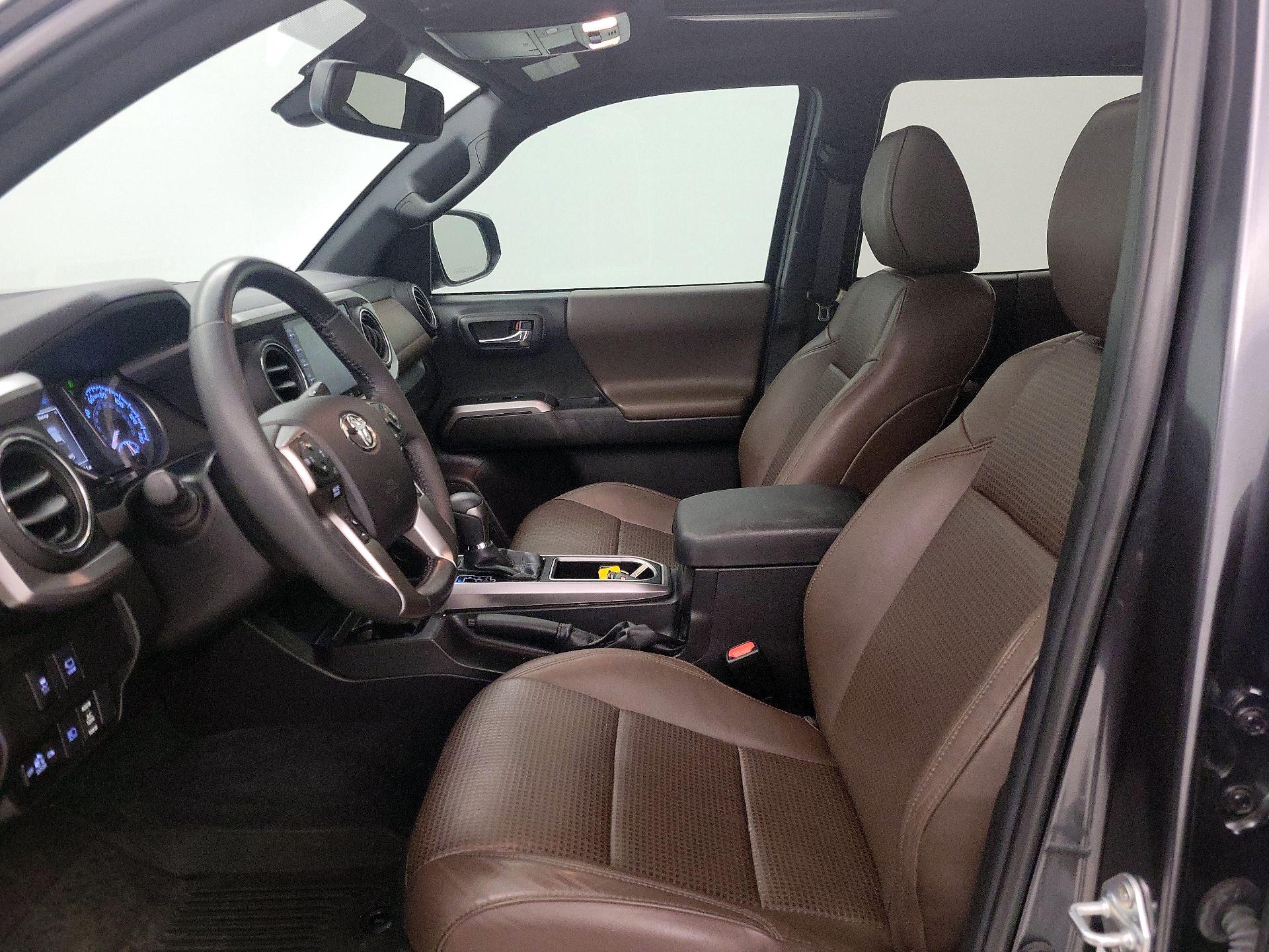 Thumbnail: 2023 Toyota Tacoma - 11