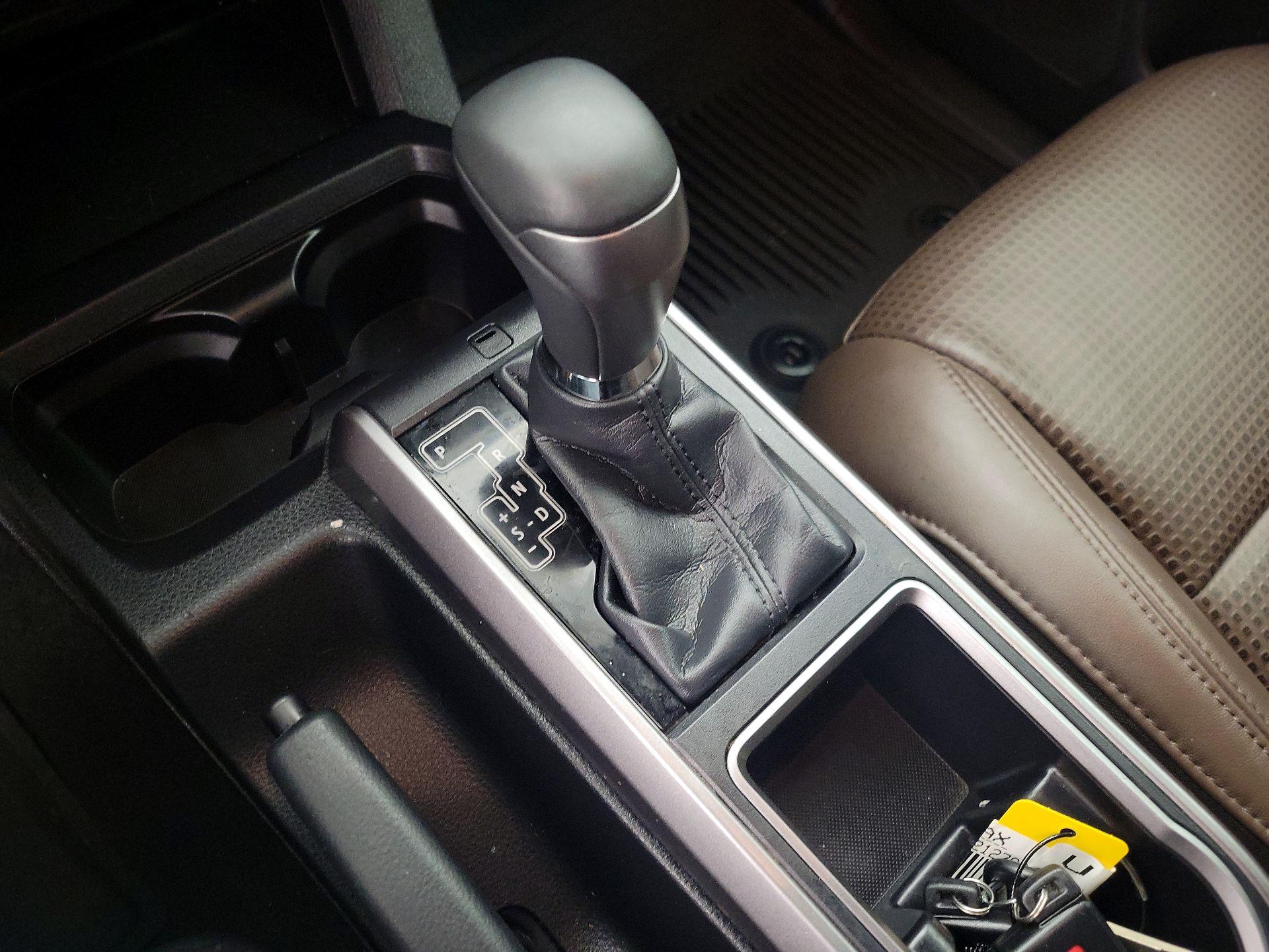 Thumbnail: 2023 Toyota Tacoma - 17