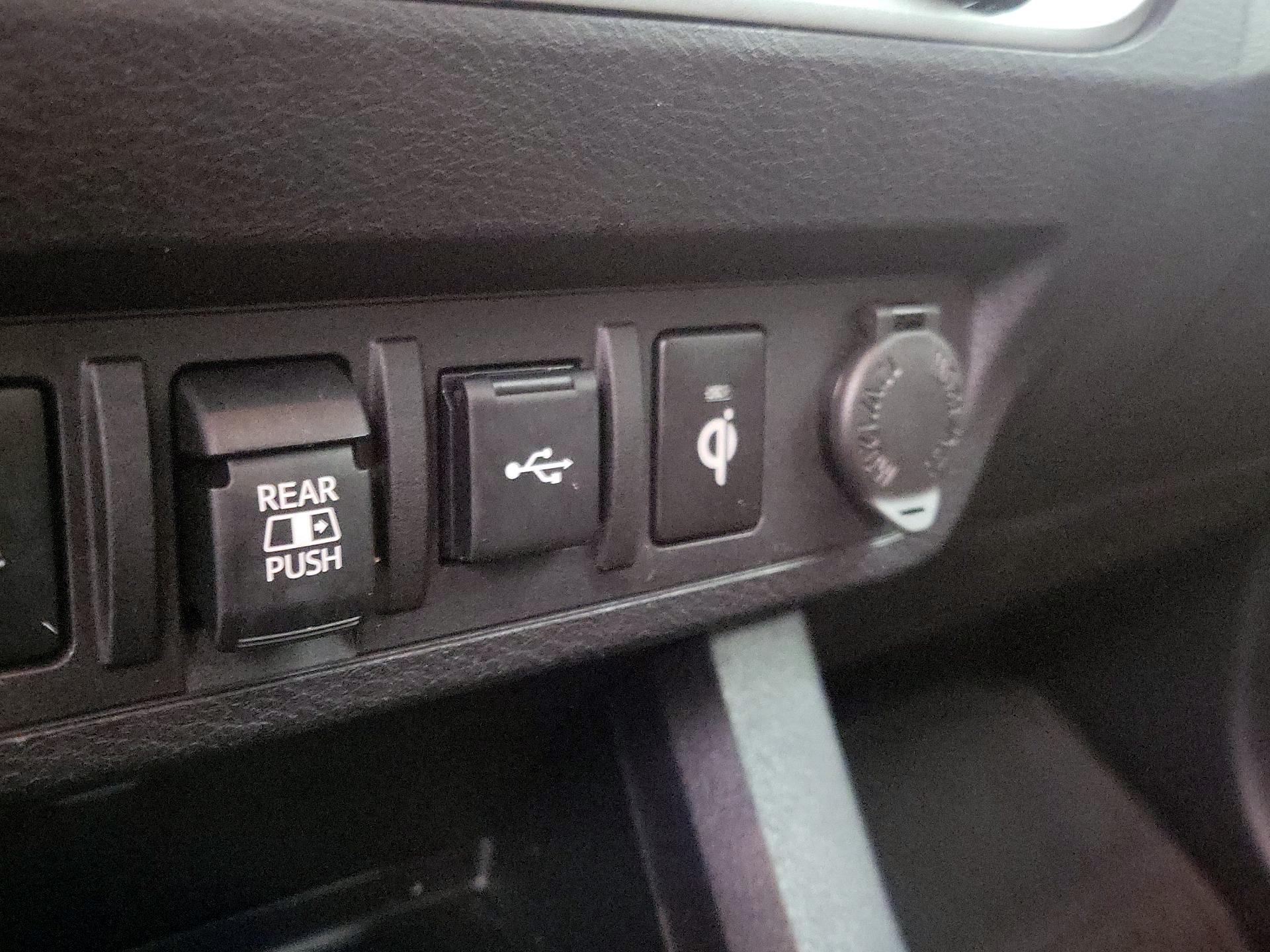 Thumbnail: 2023 Toyota Tacoma - 18