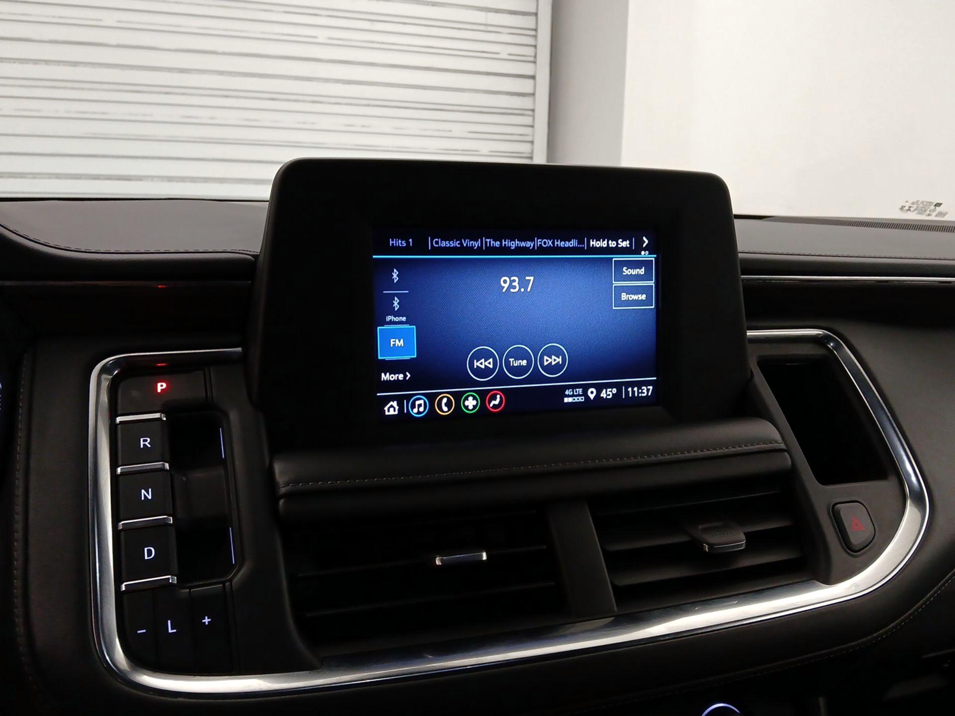 Thumbnail: 2022 Chevrolet Tahoe - 15