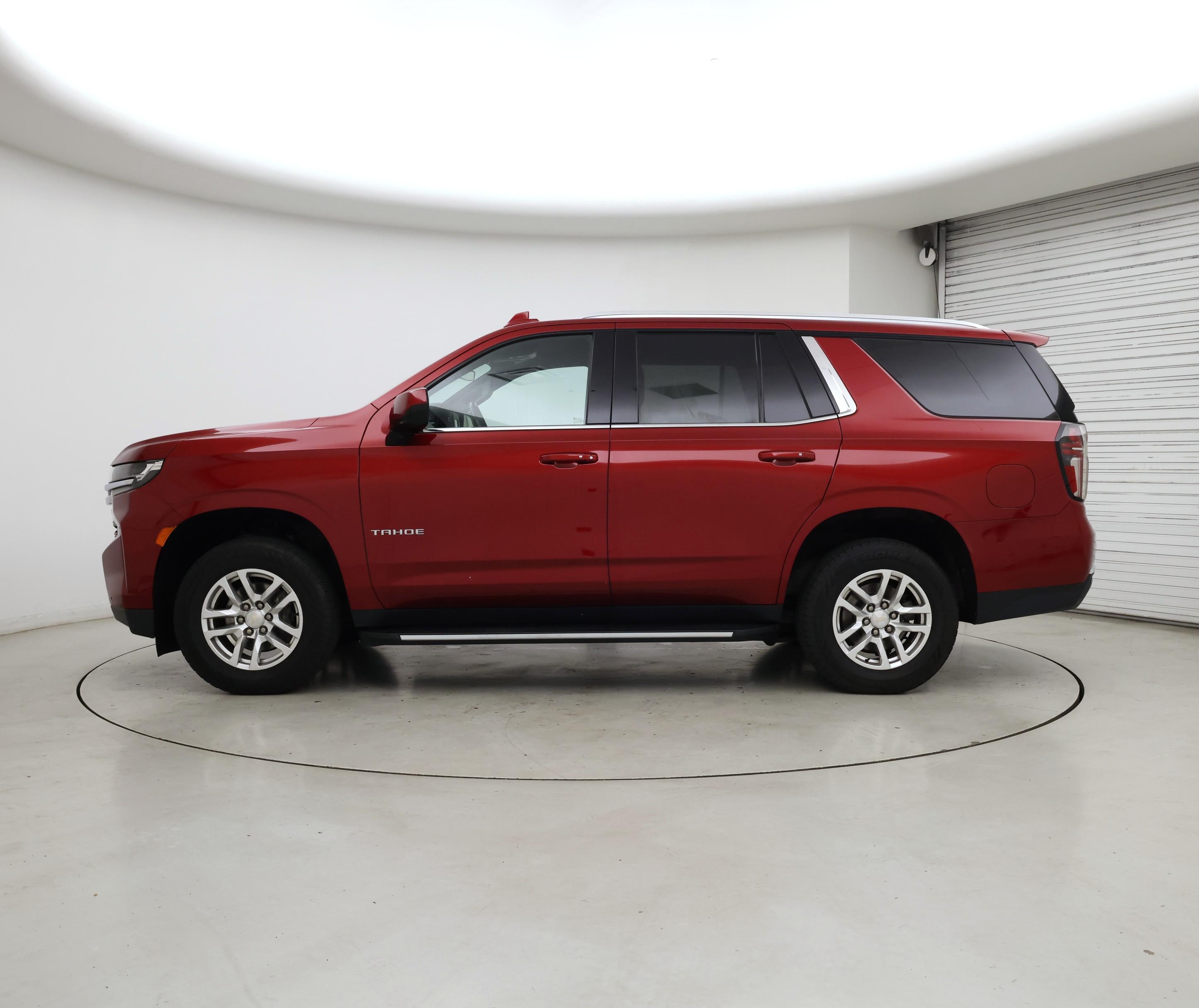 Thumbnail: 2022 Chevrolet Tahoe - 3