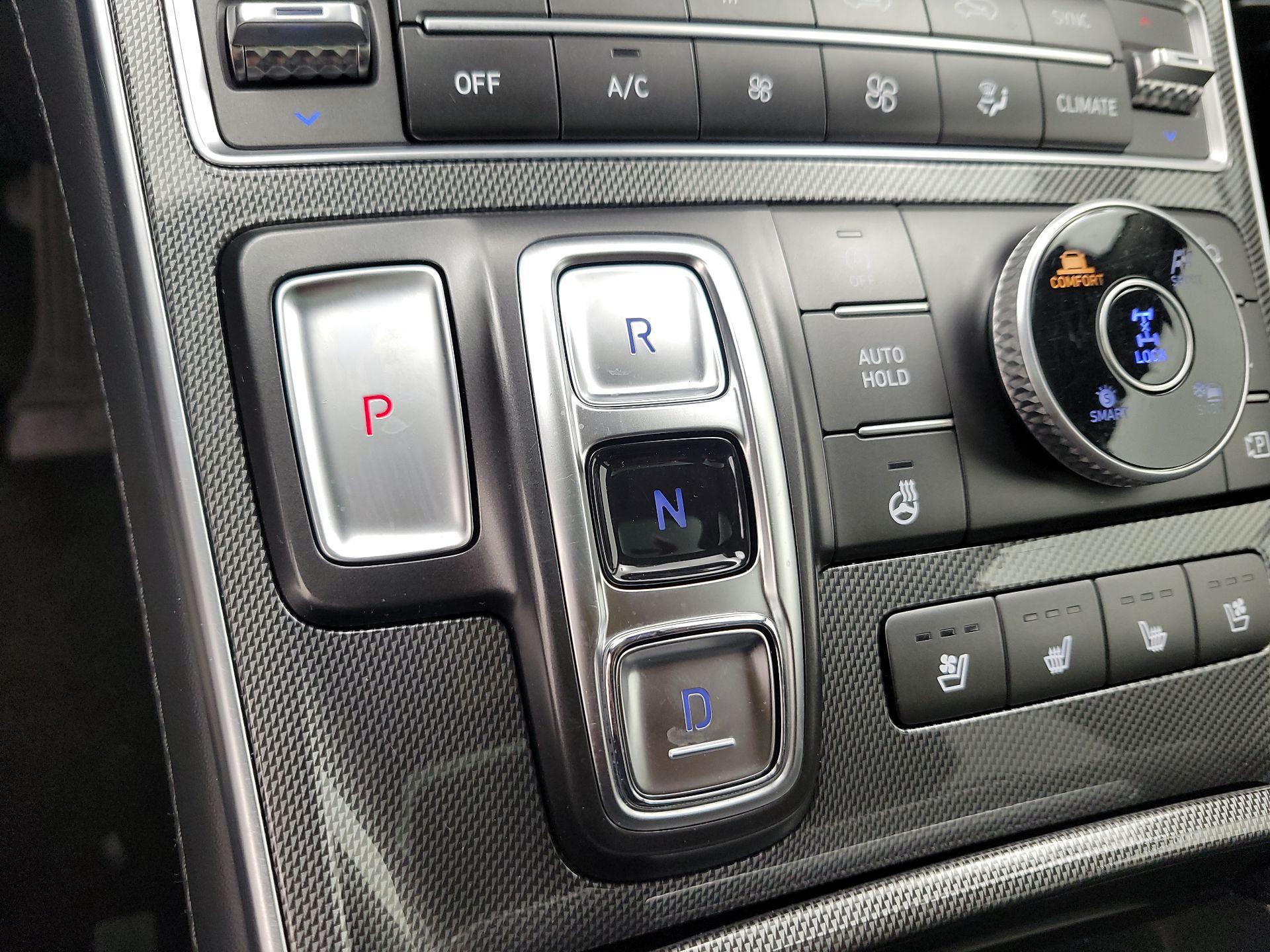 Thumbnail: 2023 Hyundai Santa Fe - 18