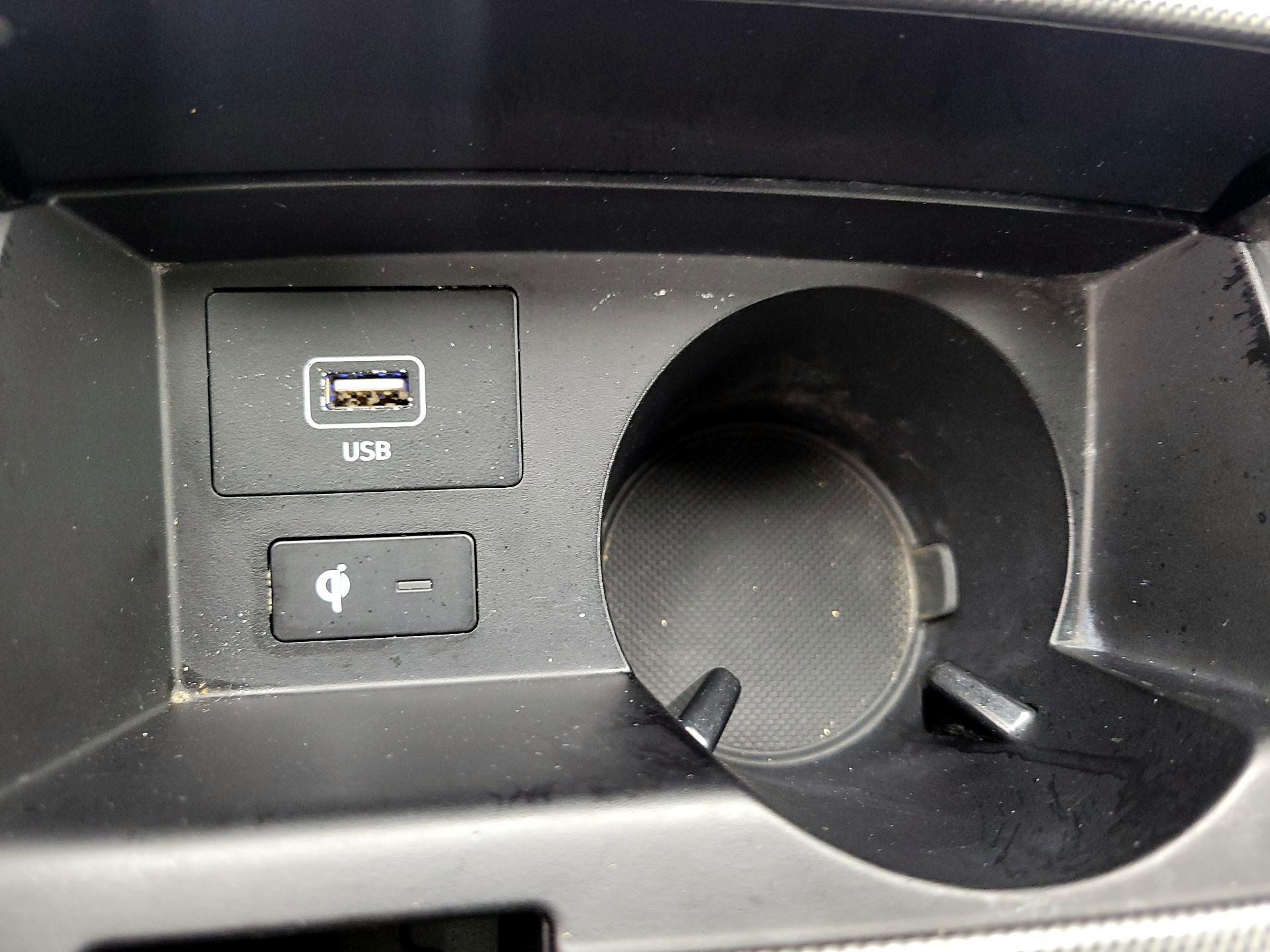 Thumbnail: 2023 Hyundai Santa Fe - 19