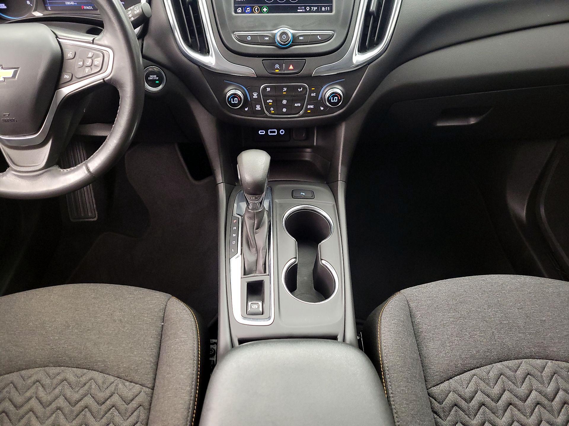 Thumbnail: 2022 Chevrolet Equinox - 17