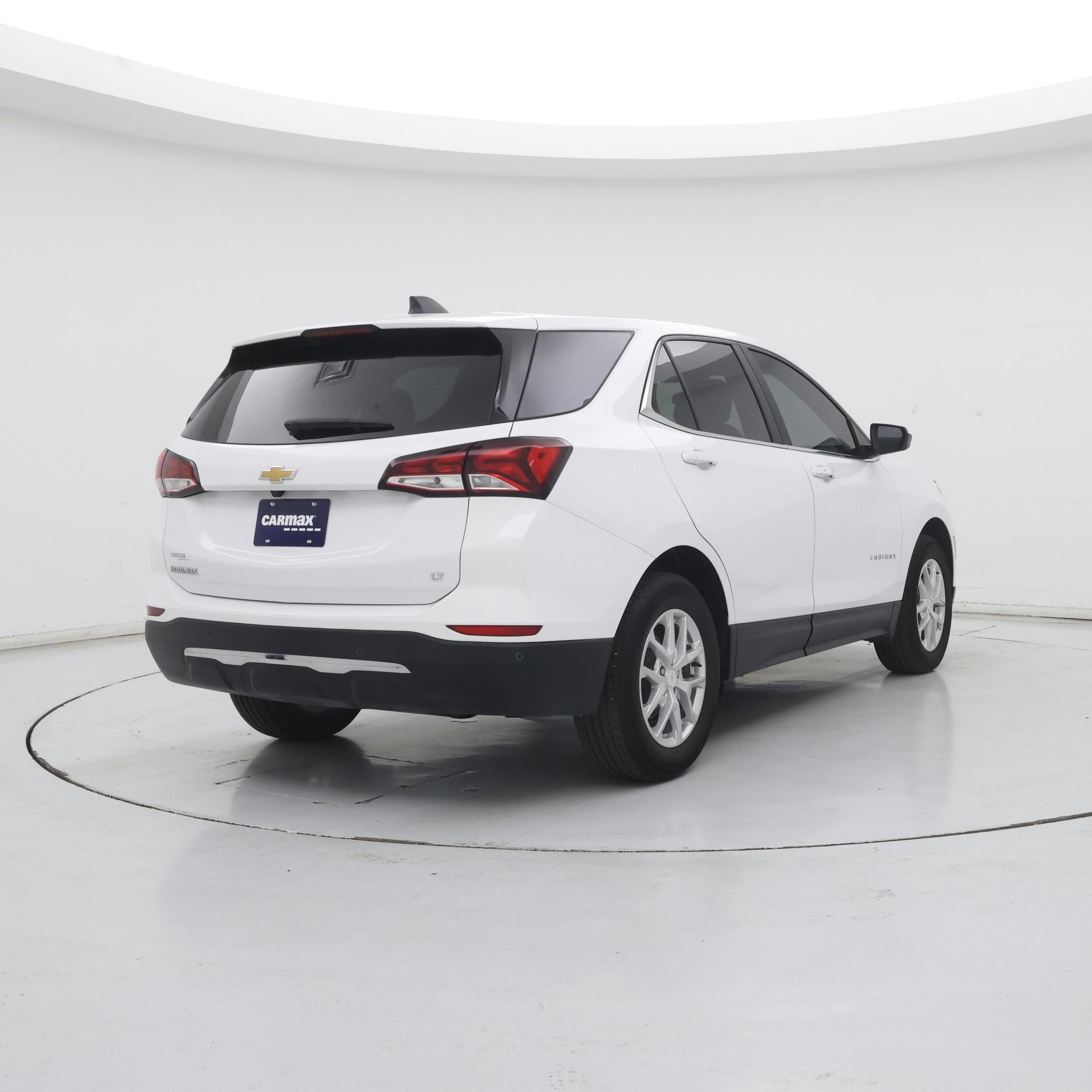 Thumbnail: 2022 Chevrolet Equinox - 8