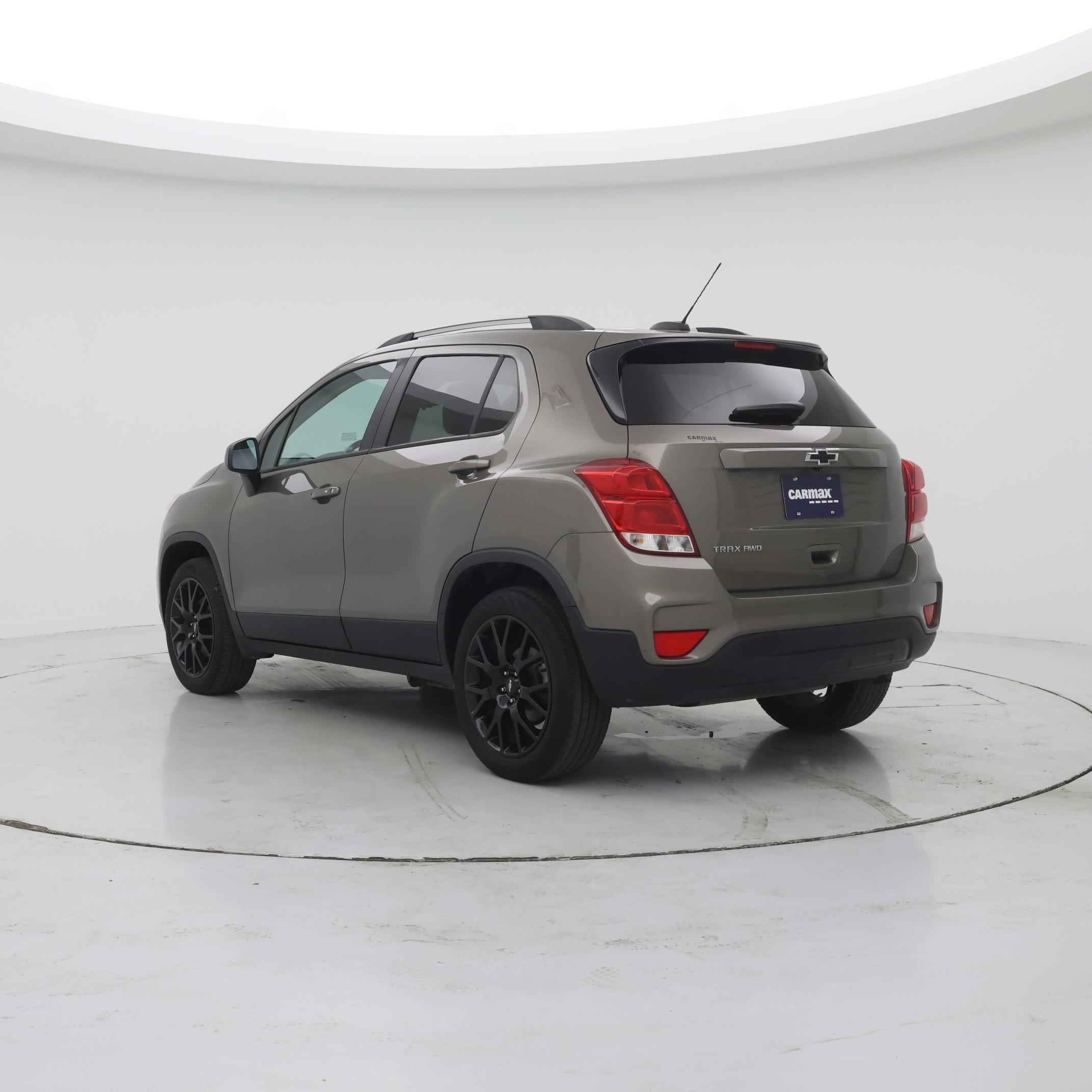 Thumbnail: 2022 Chevrolet Trax - 2