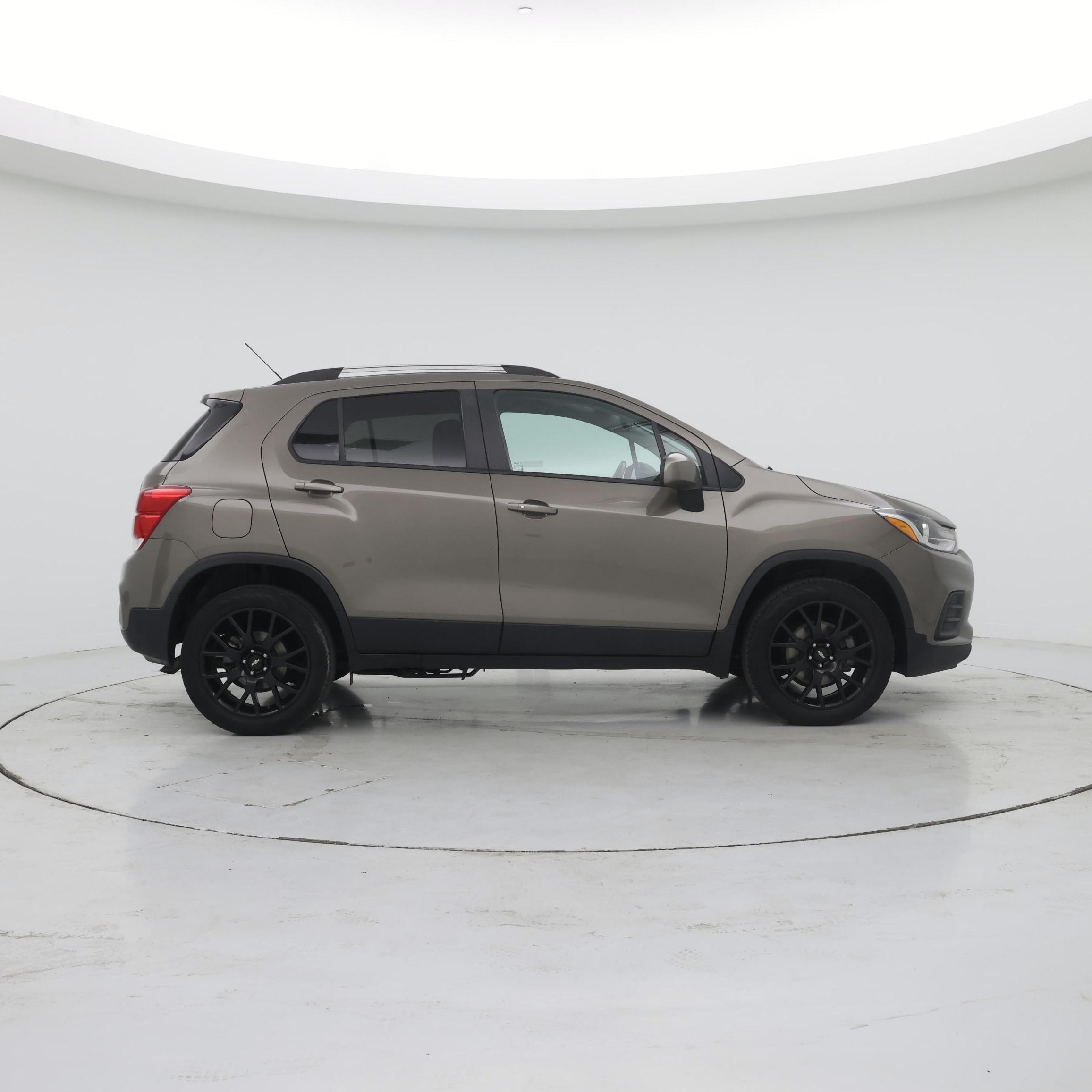 Thumbnail: 2022 Chevrolet Trax - 7