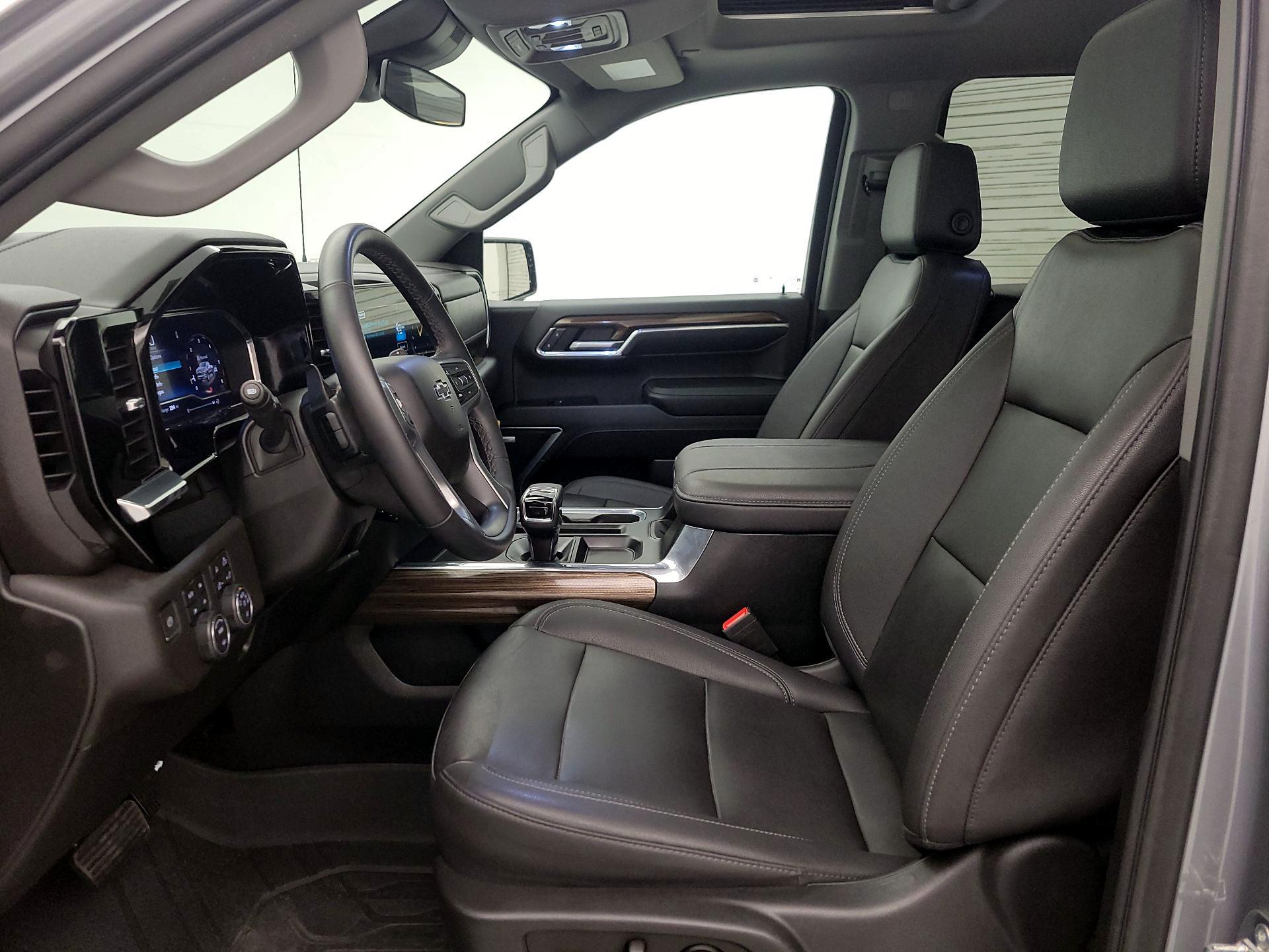 Thumbnail: 2023 Chevrolet Silverado 1500 - 11