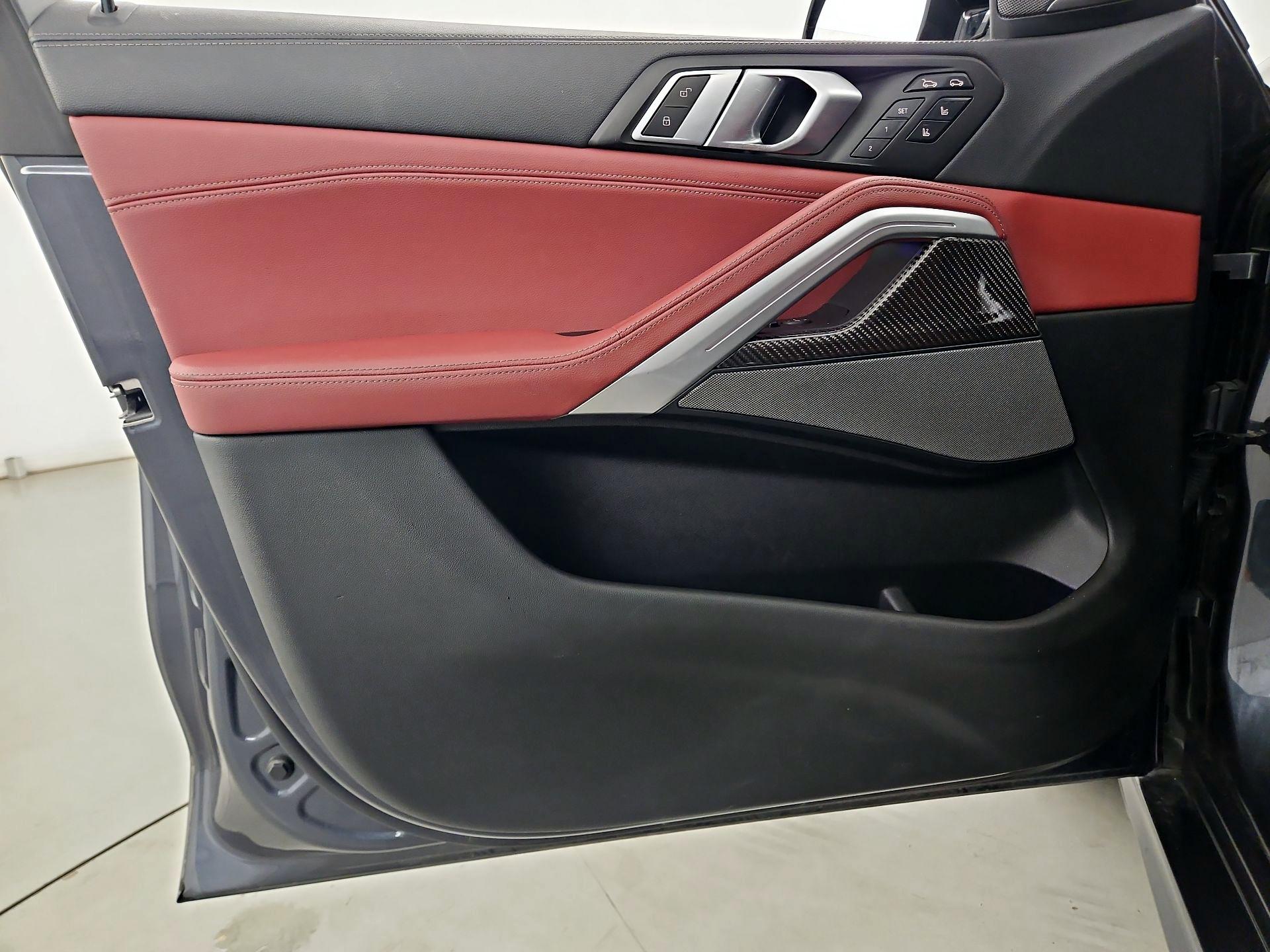 Thumbnail: 2021 BMW X6 - 12