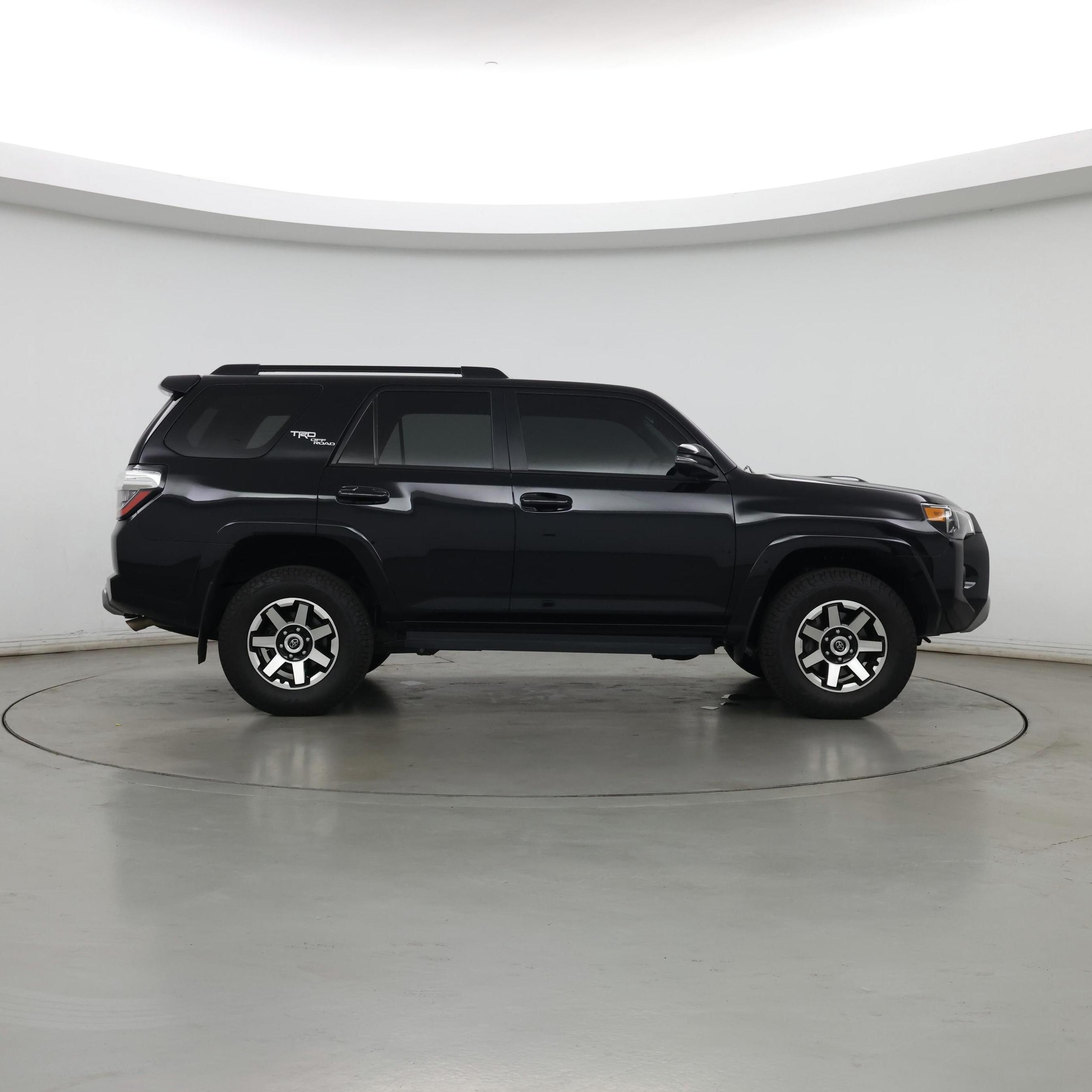 Thumbnail: 2021 Toyota 4Runner - 7