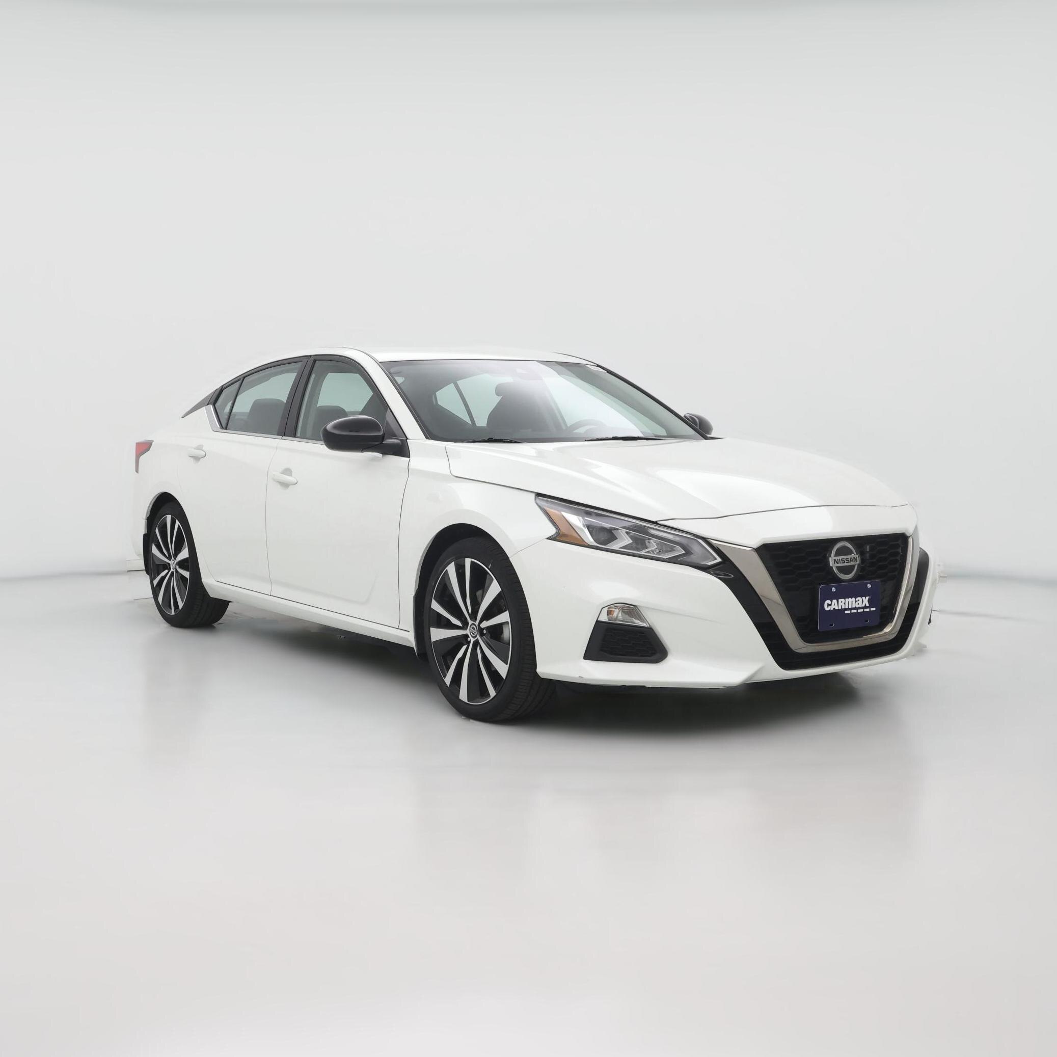 Thumbnail: 2022 Nissan Altima - 1