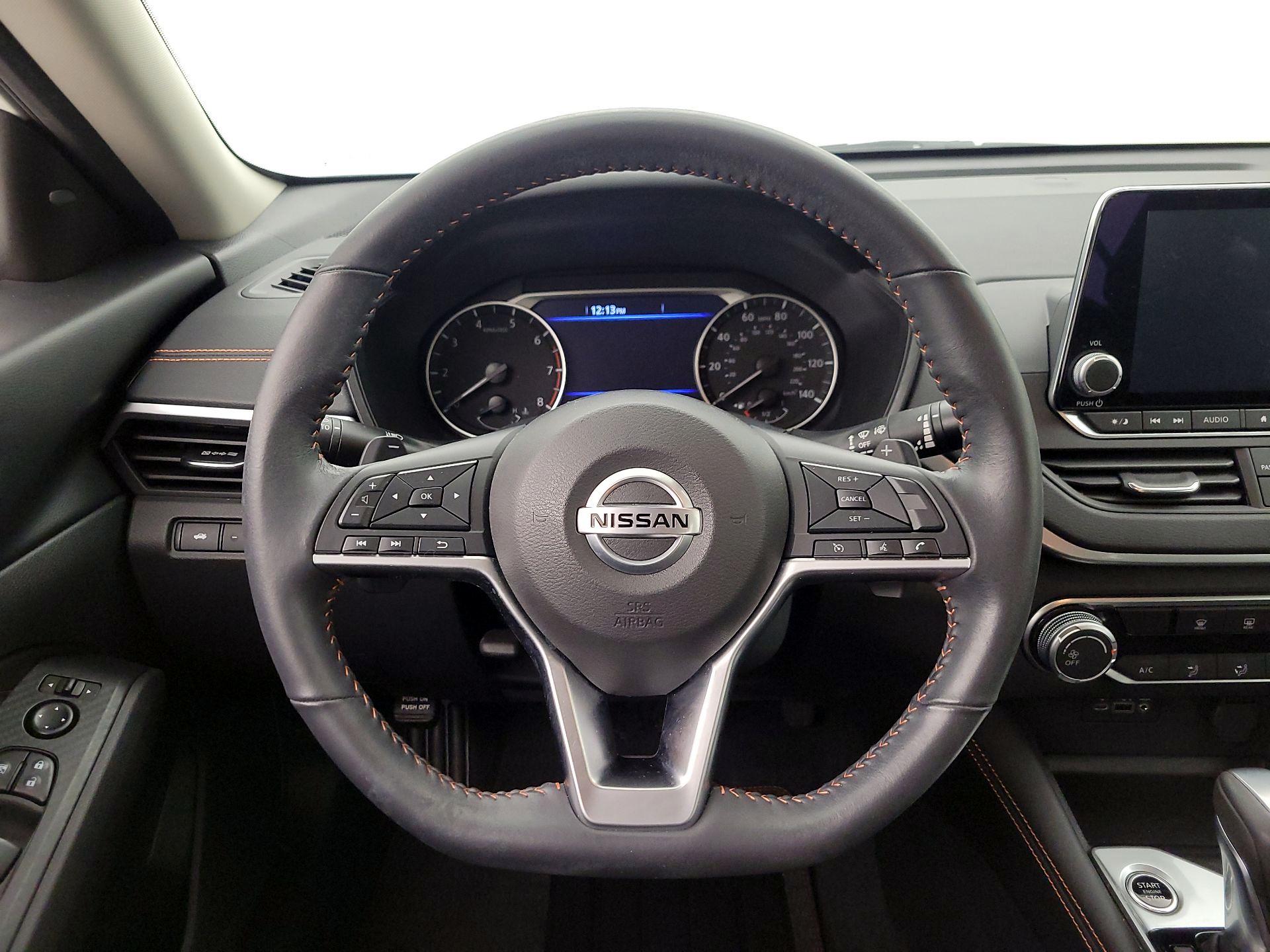 Thumbnail: 2022 Nissan Altima - 10