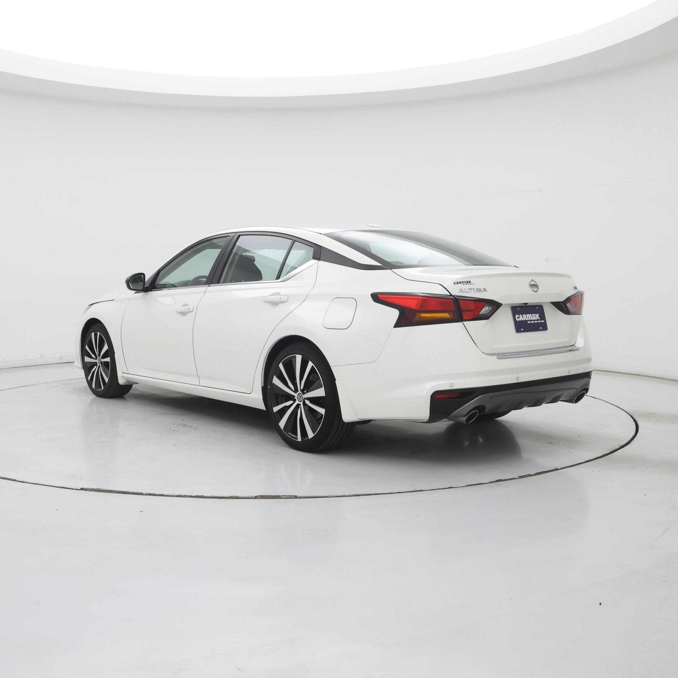 Thumbnail: 2022 Nissan Altima - 2