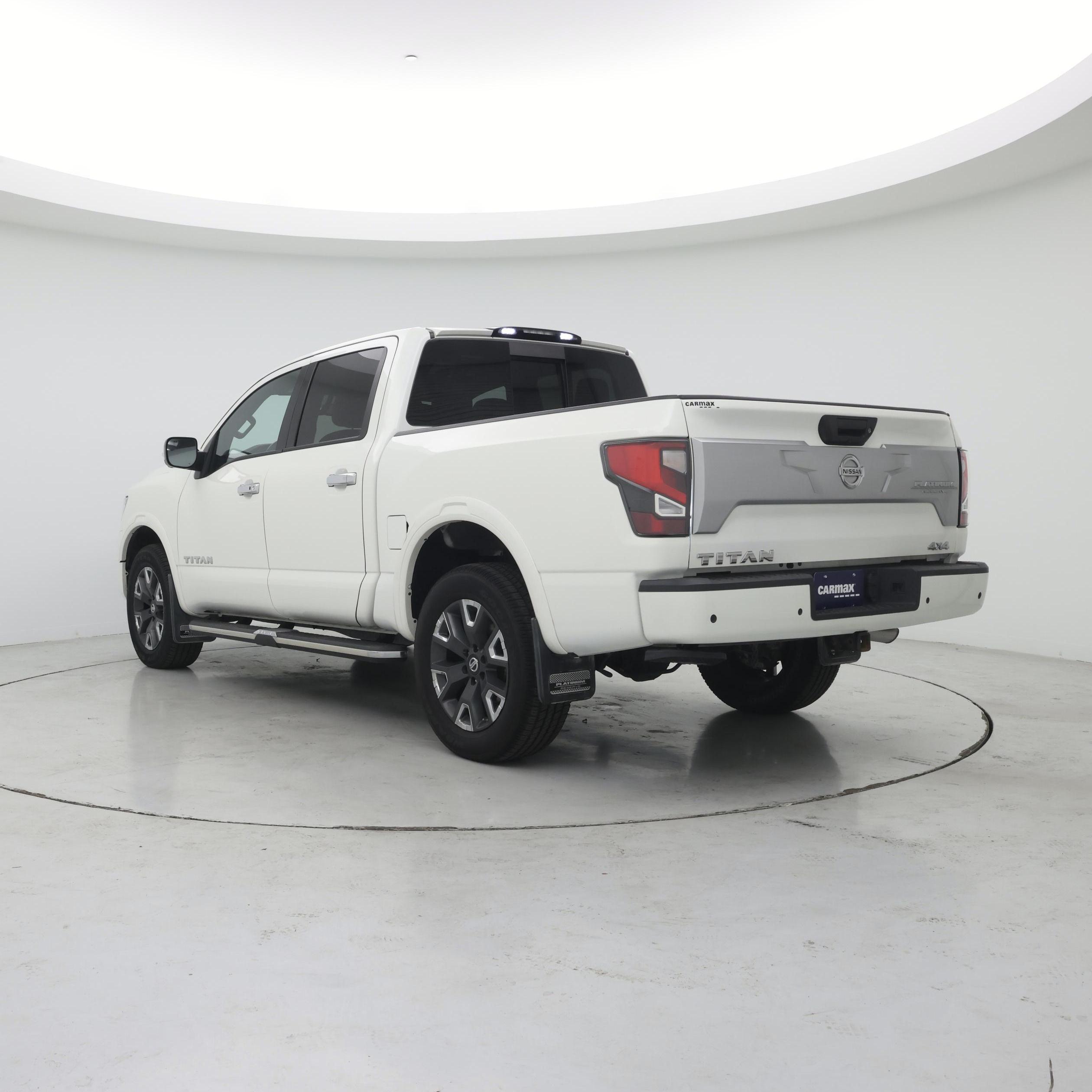 Thumbnail: 2021 Nissan Titan - 2