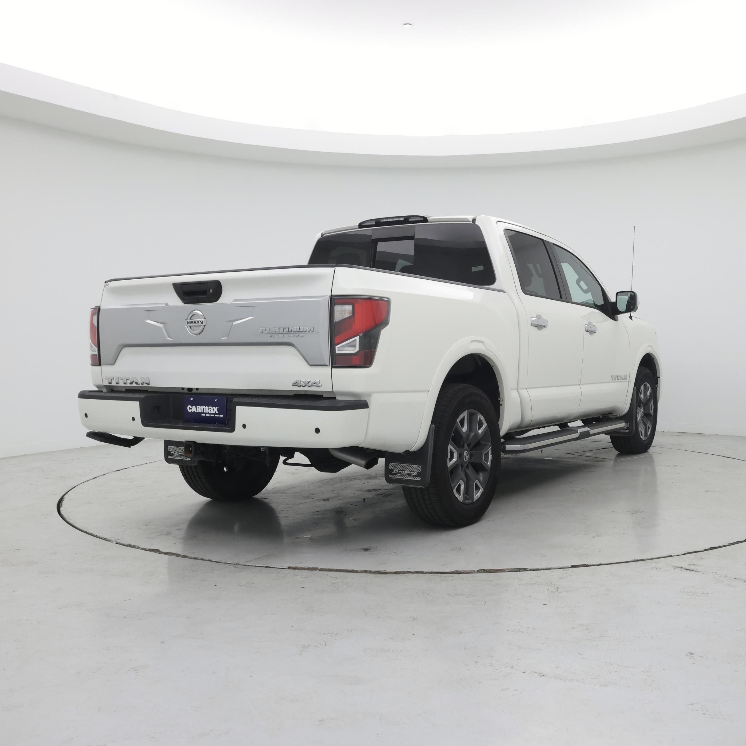 Thumbnail: 2021 Nissan Titan - 8