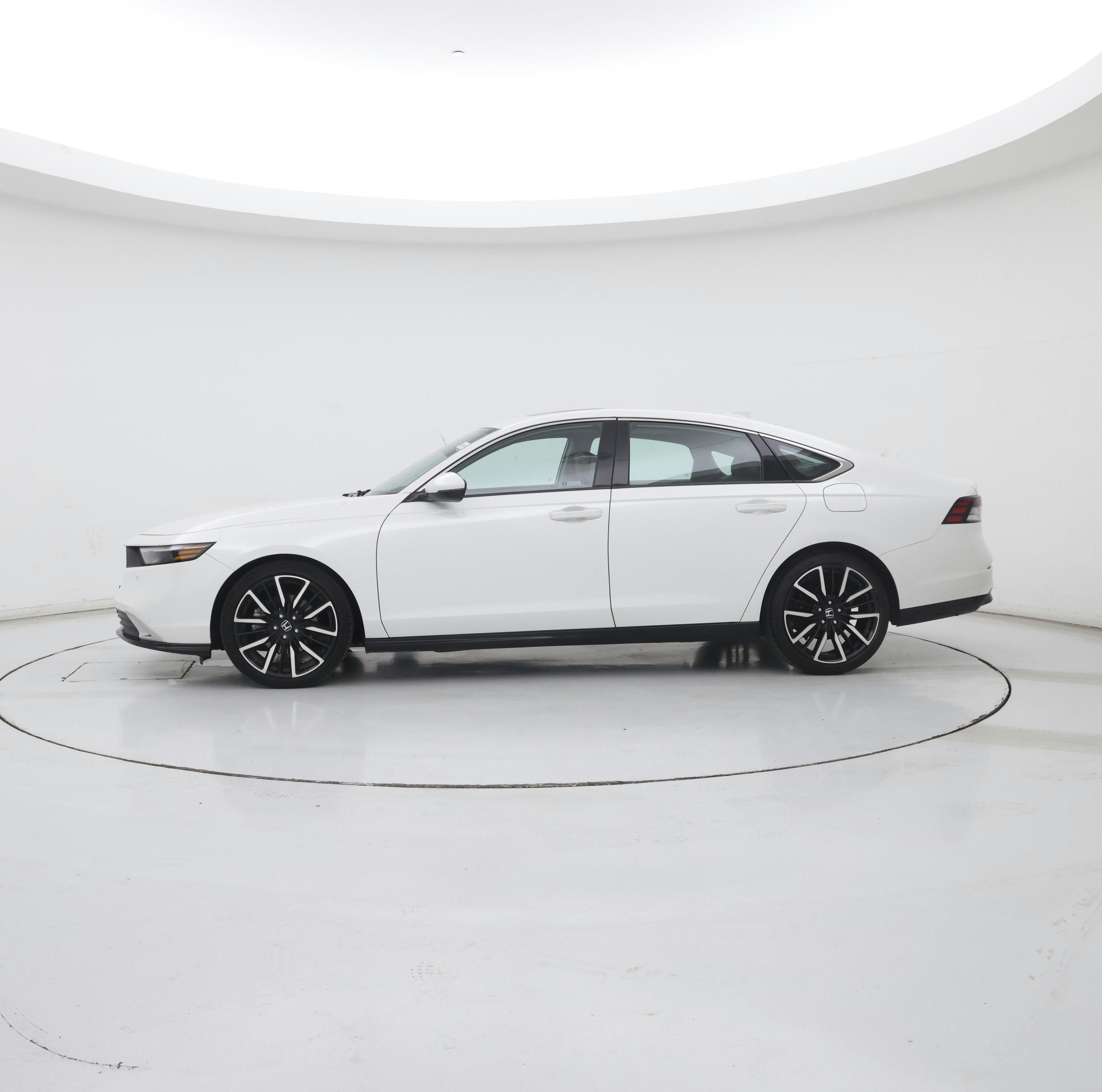 Thumbnail: 2023 Honda Accord - 3