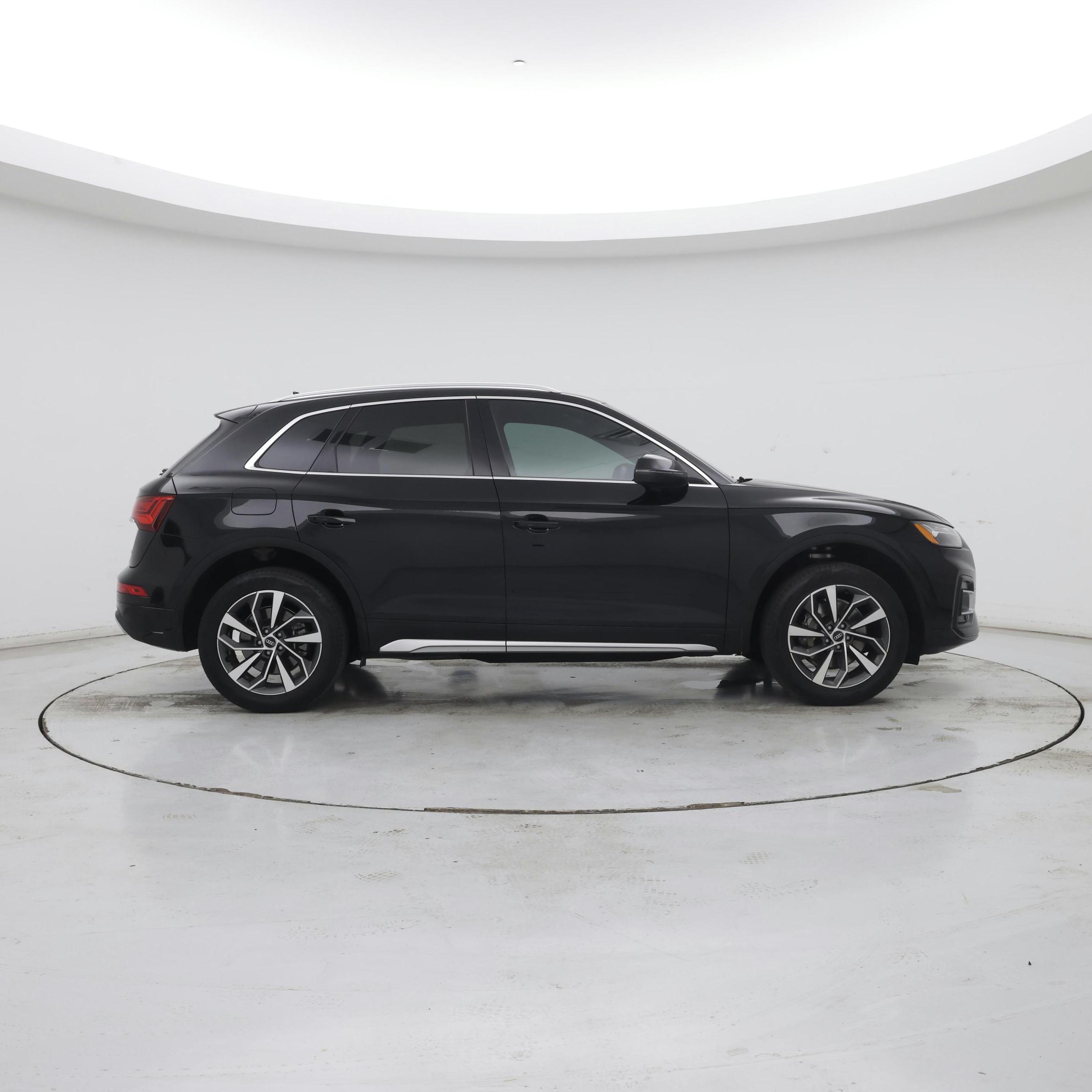 Thumbnail: 2021 Audi Q5 - 7