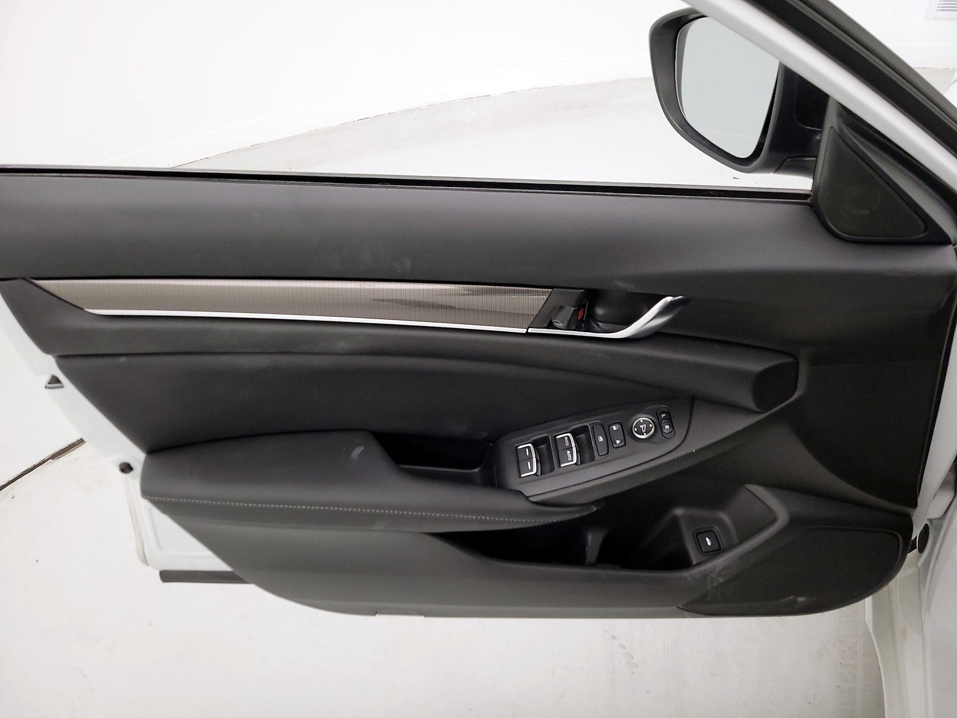 Thumbnail: 2022 Honda Accord - 12