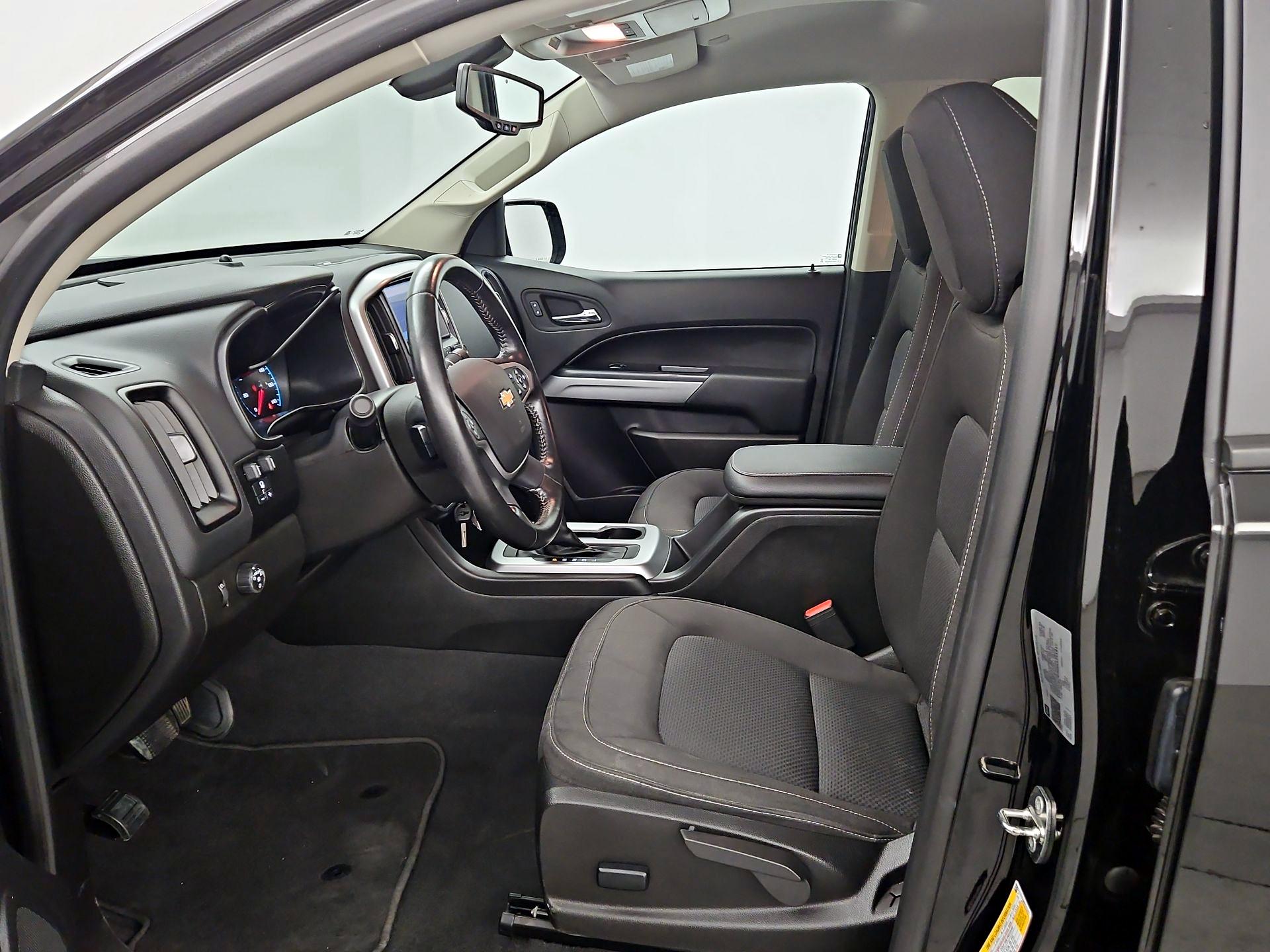 Thumbnail: 2022 Chevrolet Colorado - 11