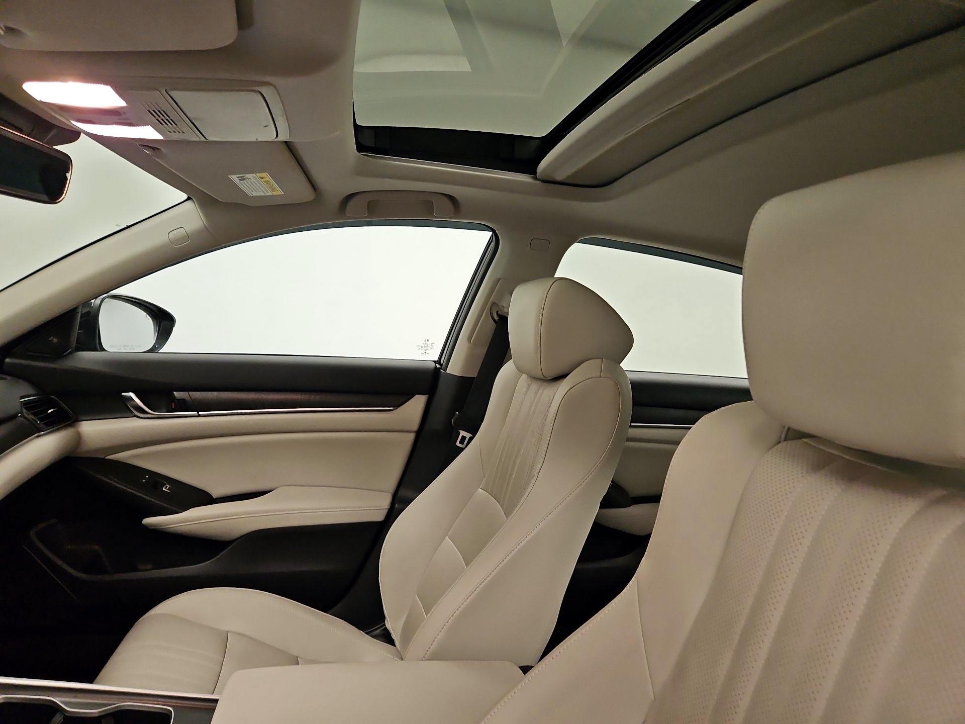 Thumbnail: 2018 Honda Accord - 20