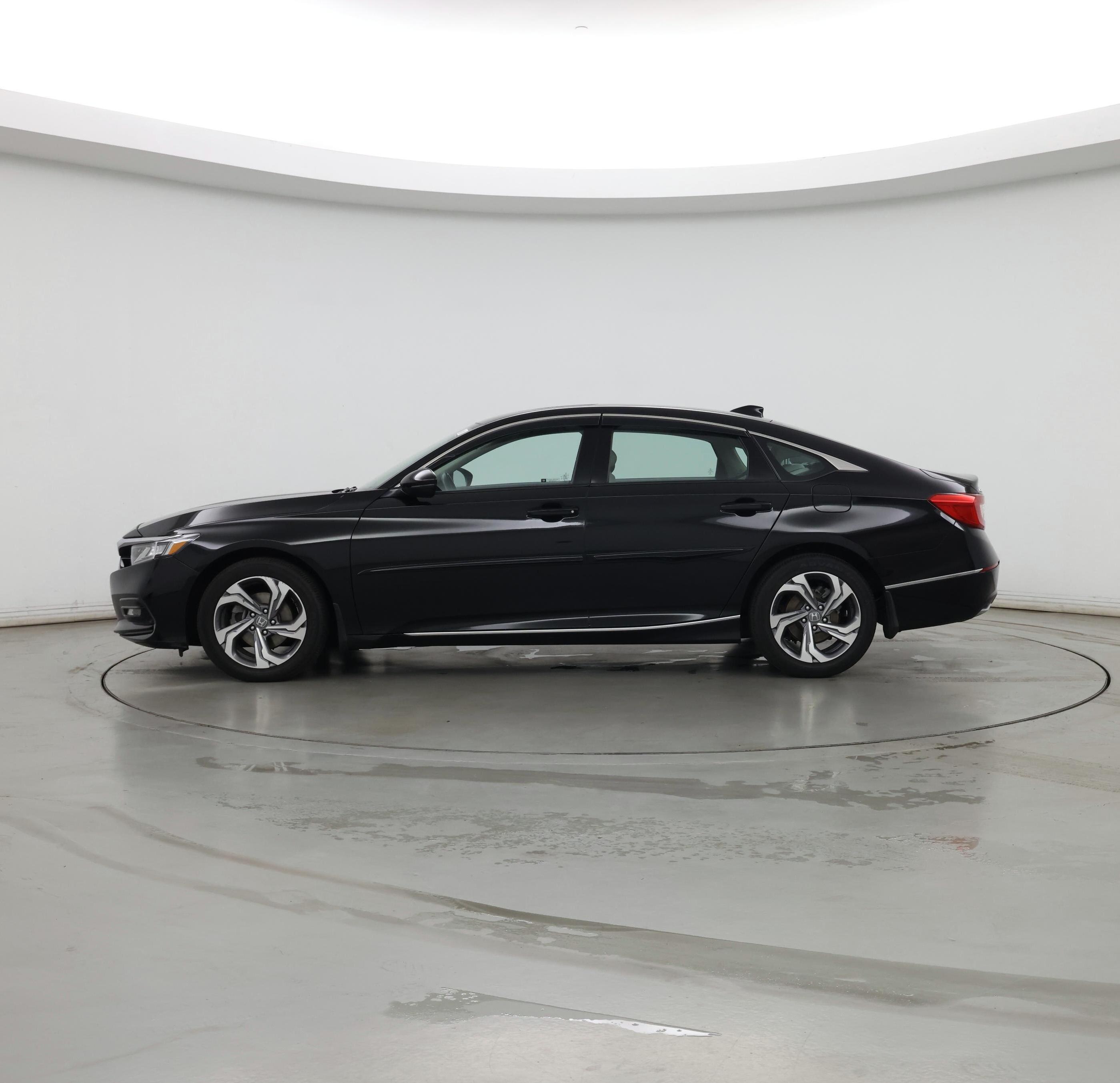 Thumbnail: 2018 Honda Accord - 3