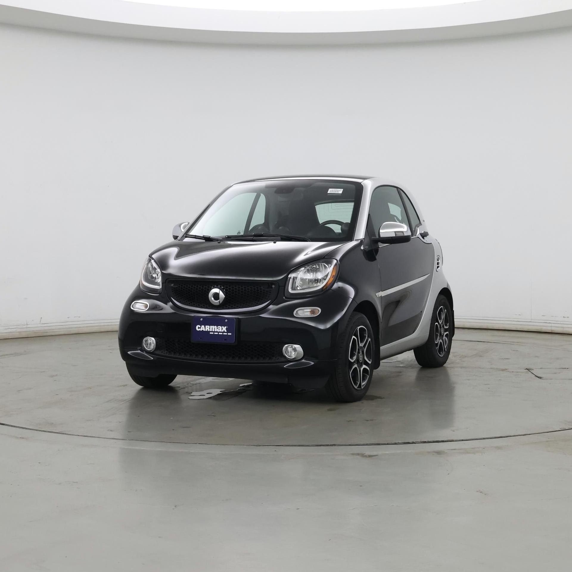 Thumbnail: 2016 smart fortwo - 4