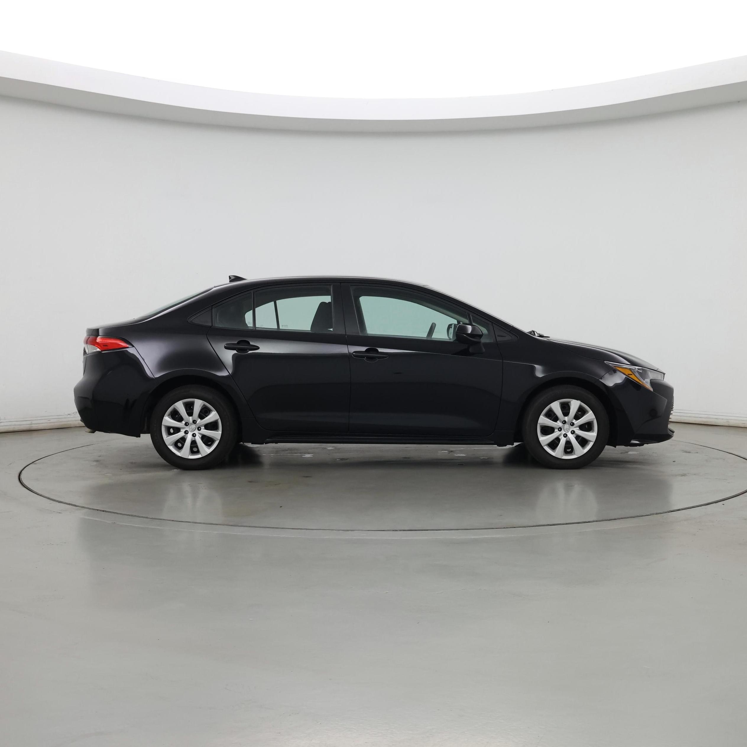 Thumbnail: 2023 Toyota Corolla - 7