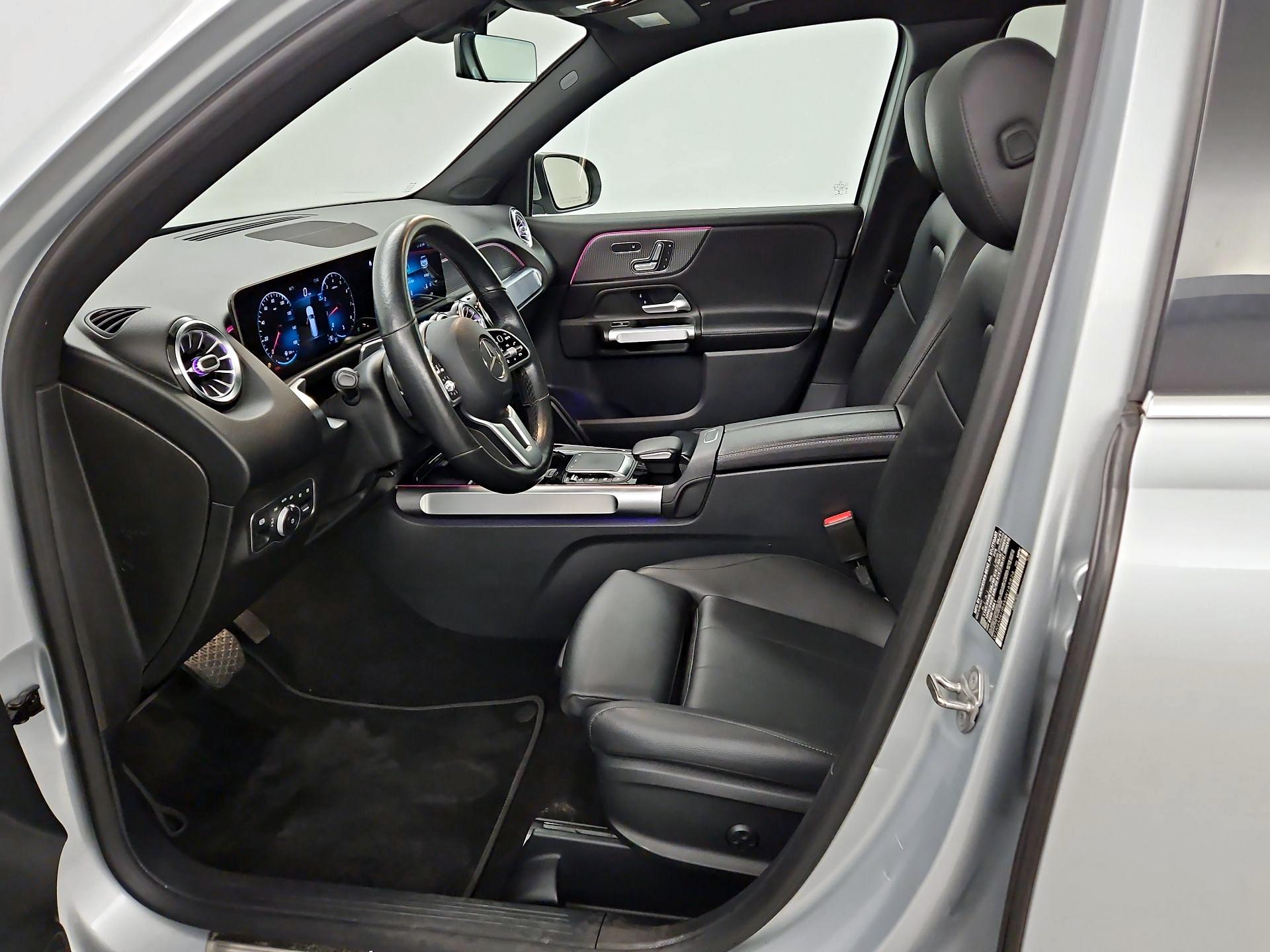 Thumbnail: 2021 Mercedes-Benz GLB - 11