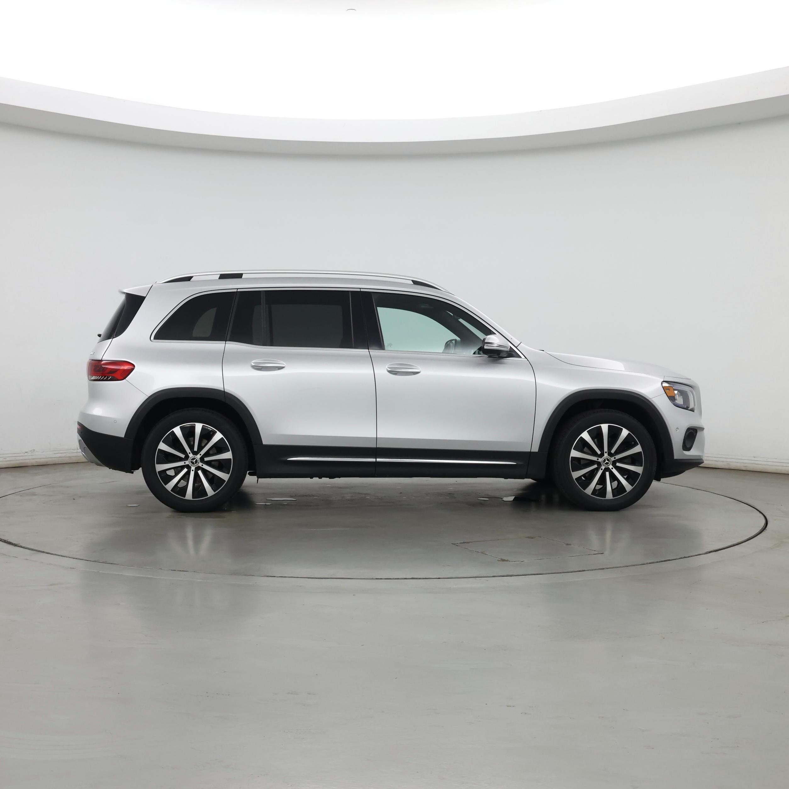 Thumbnail: 2021 Mercedes-Benz GLB - 7