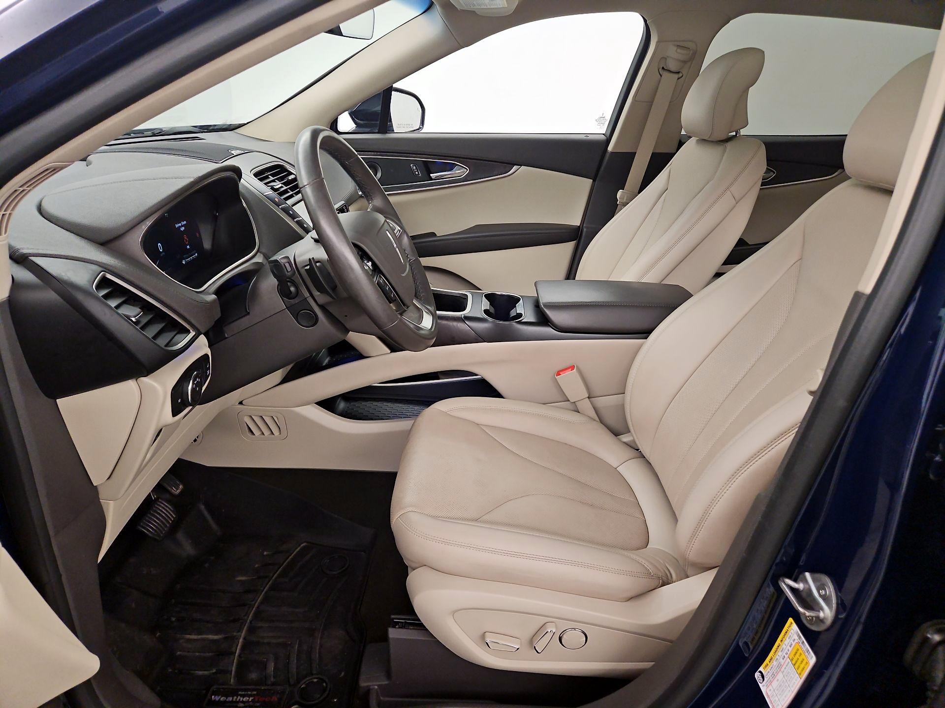 Thumbnail: 2019 Lincoln Nautilus - 11