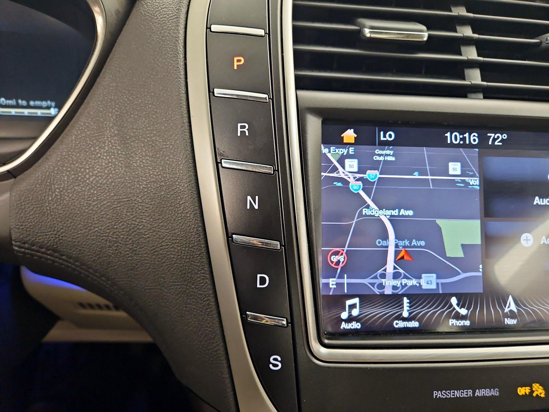 Thumbnail: 2019 Lincoln Nautilus - 18