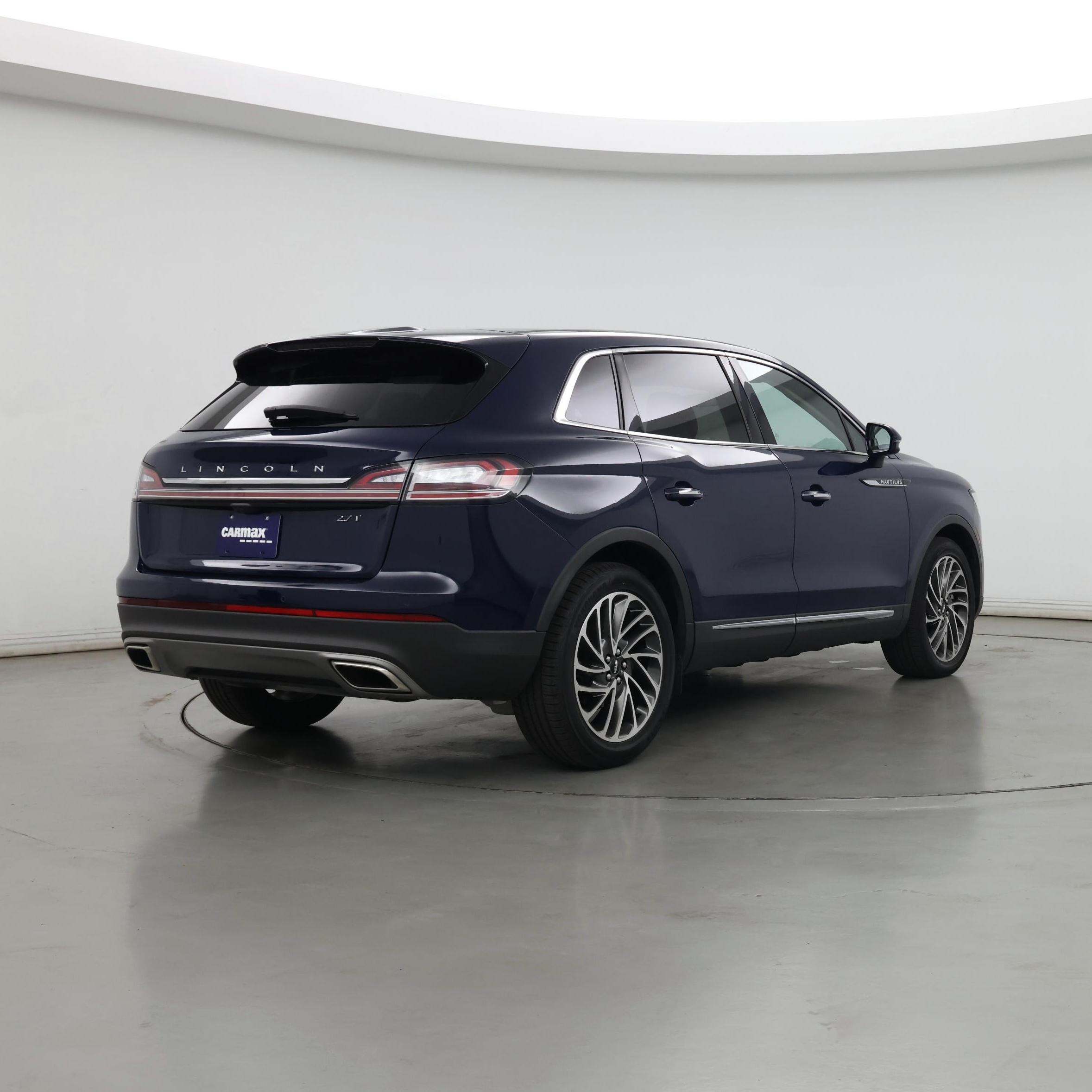 Thumbnail: 2019 Lincoln Nautilus - 8