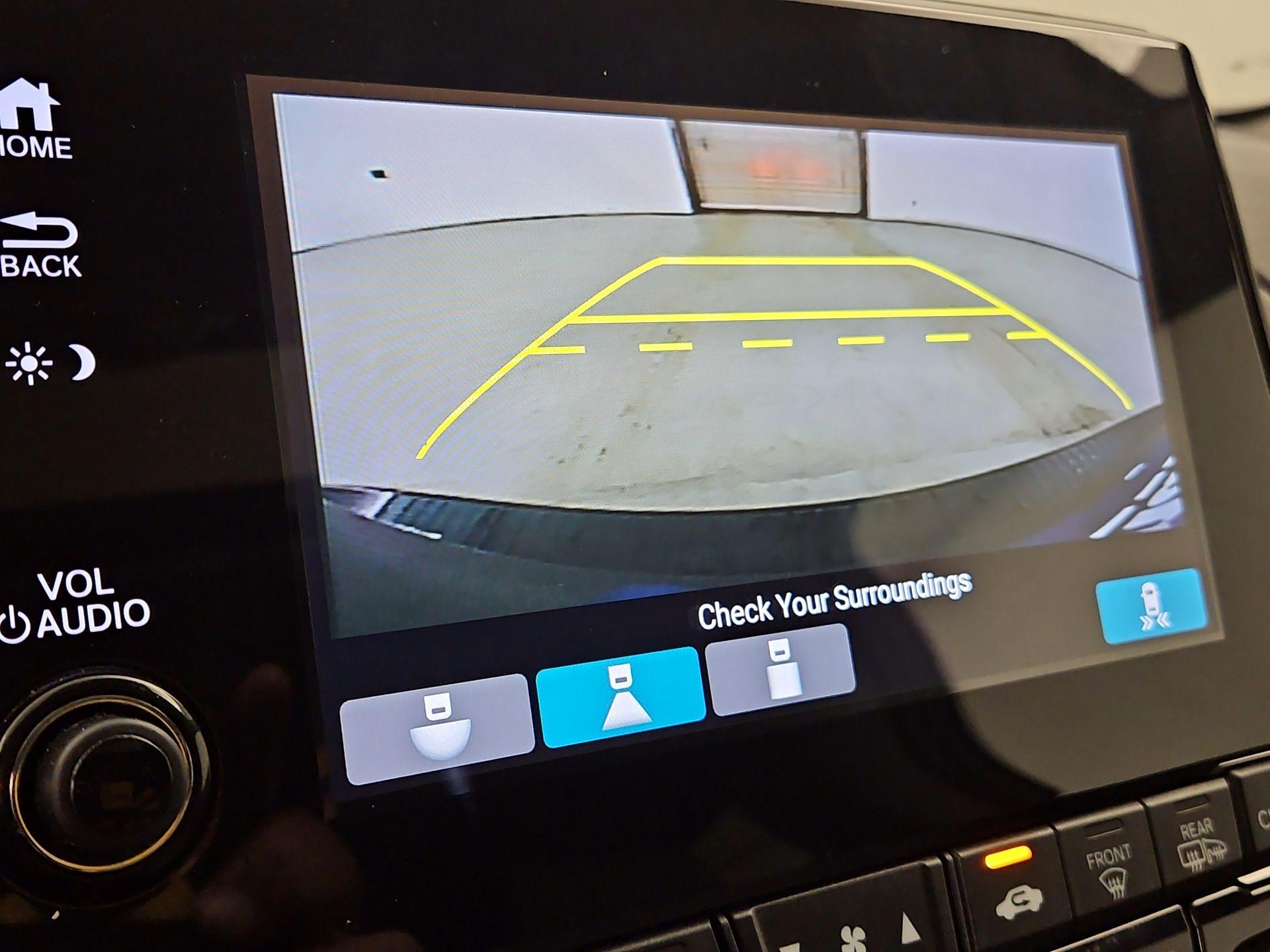 Thumbnail: 2019 Honda Odyssey - 15