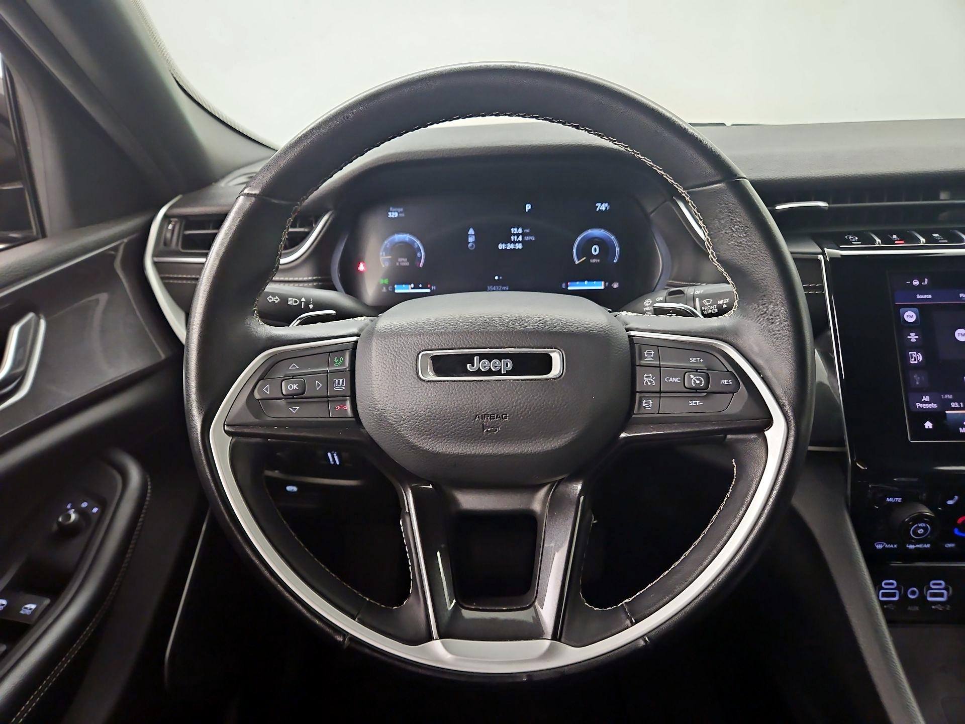 Thumbnail: 2022 Jeep Grand Cherokee - 10