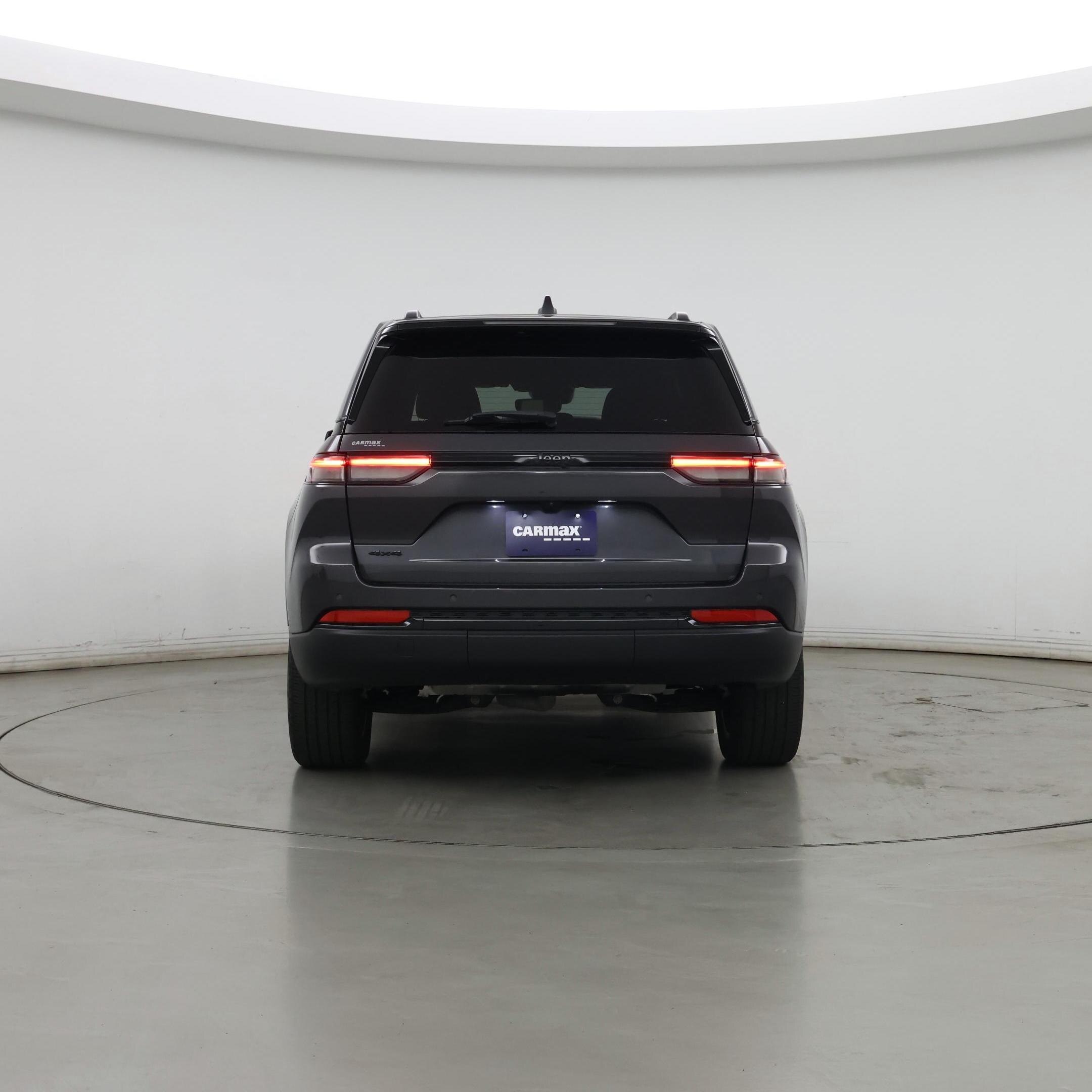 Thumbnail: 2022 Jeep Grand Cherokee - 6