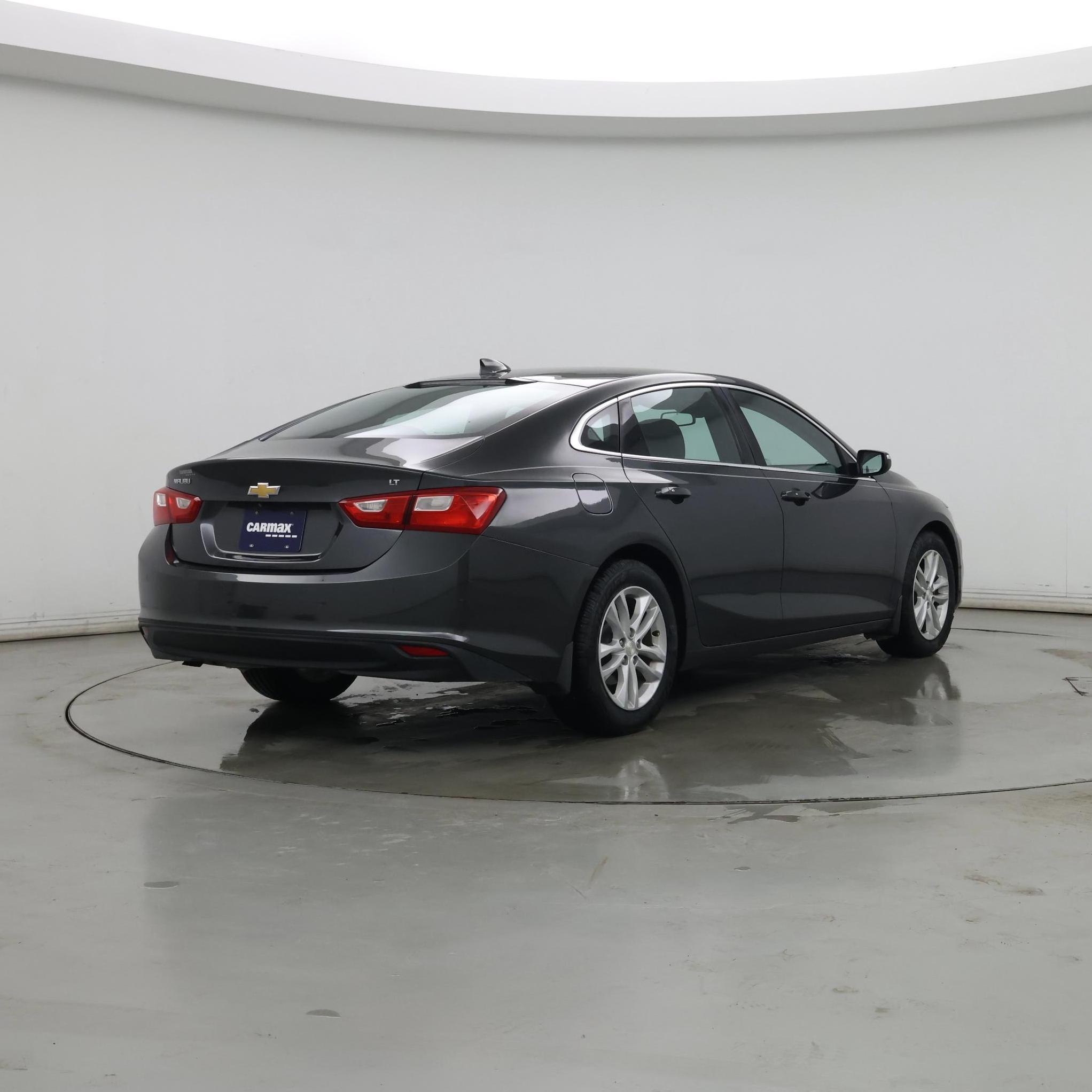 Thumbnail: 2016 Chevrolet Malibu - 8